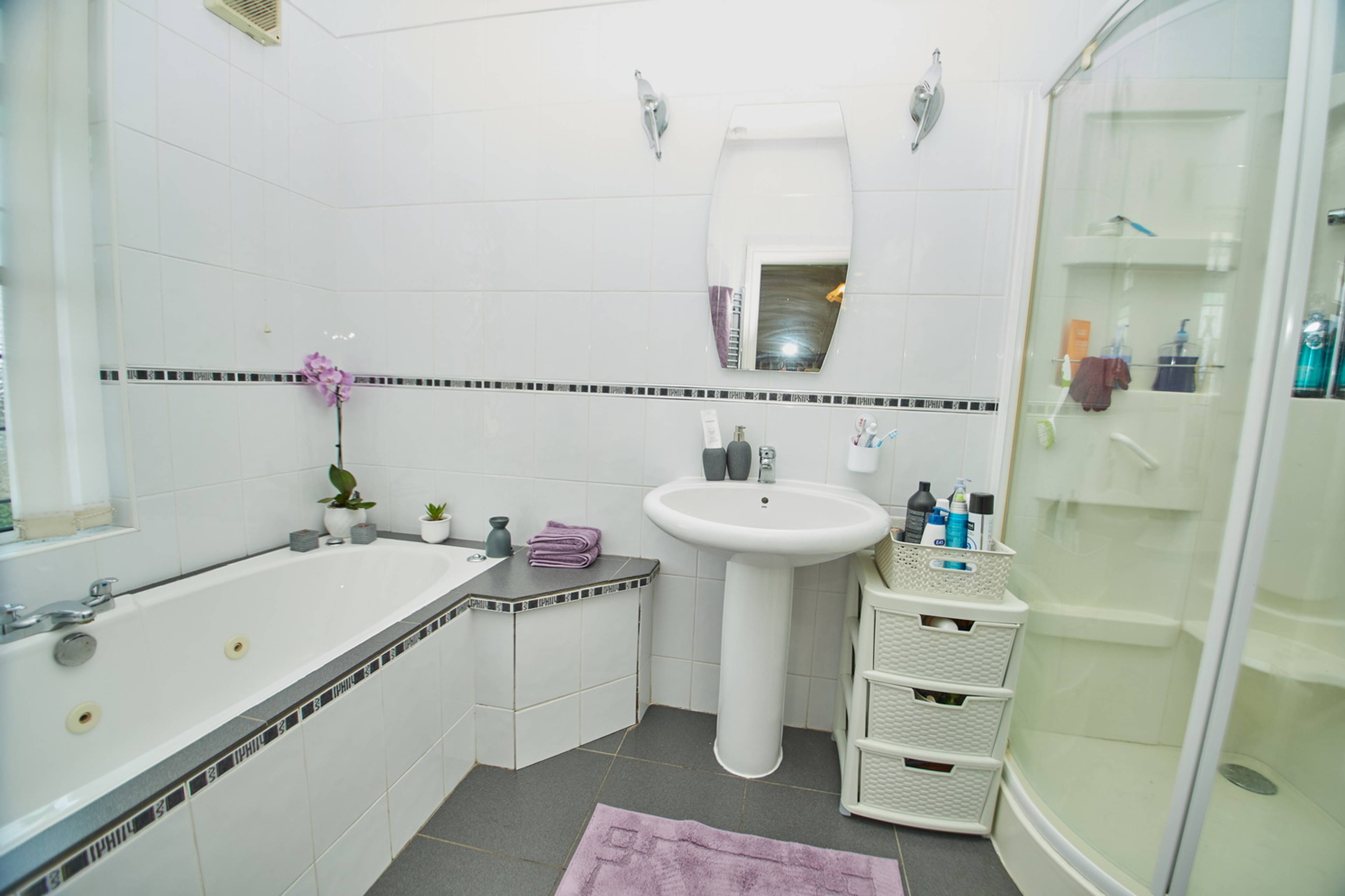 Master En-suite