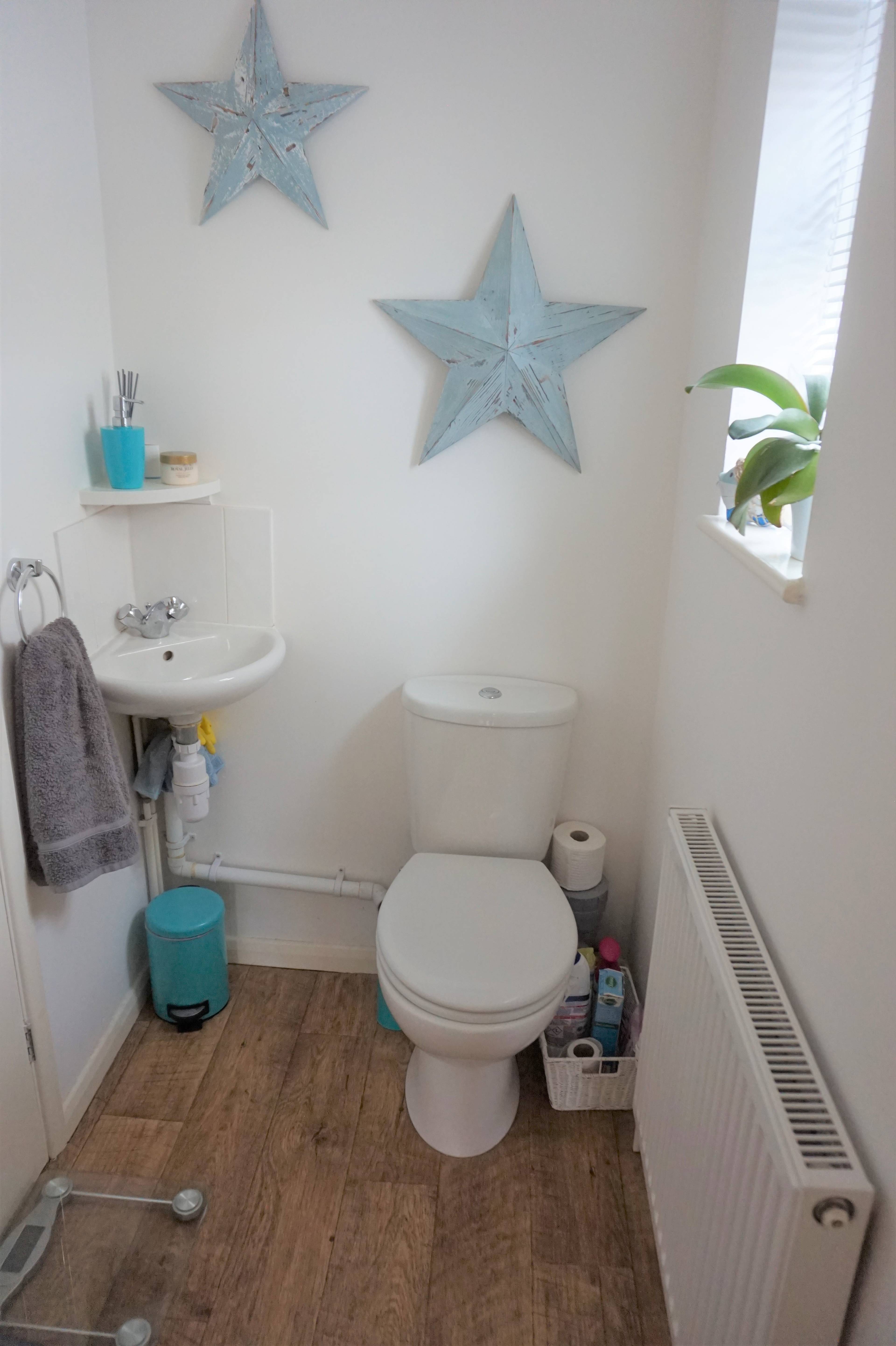 Cloak Room