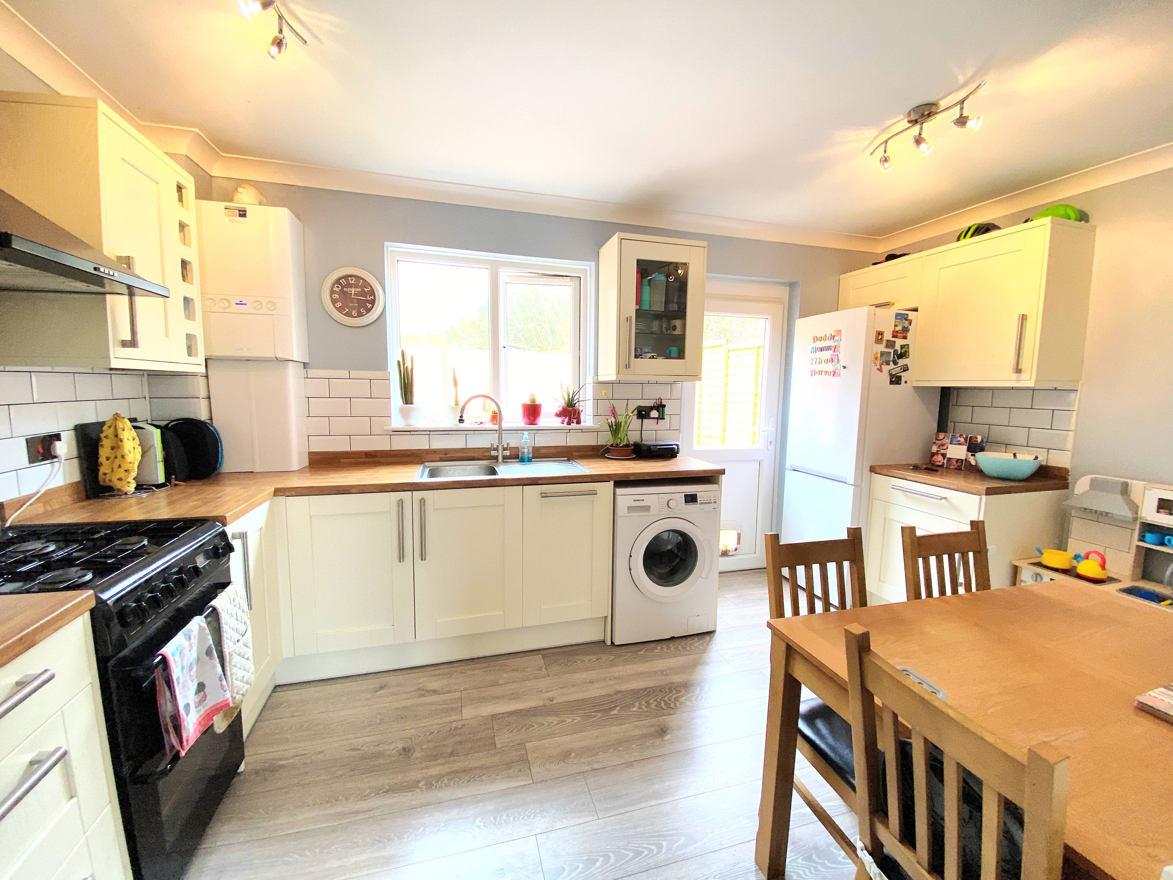 Kitchen/Breakfast