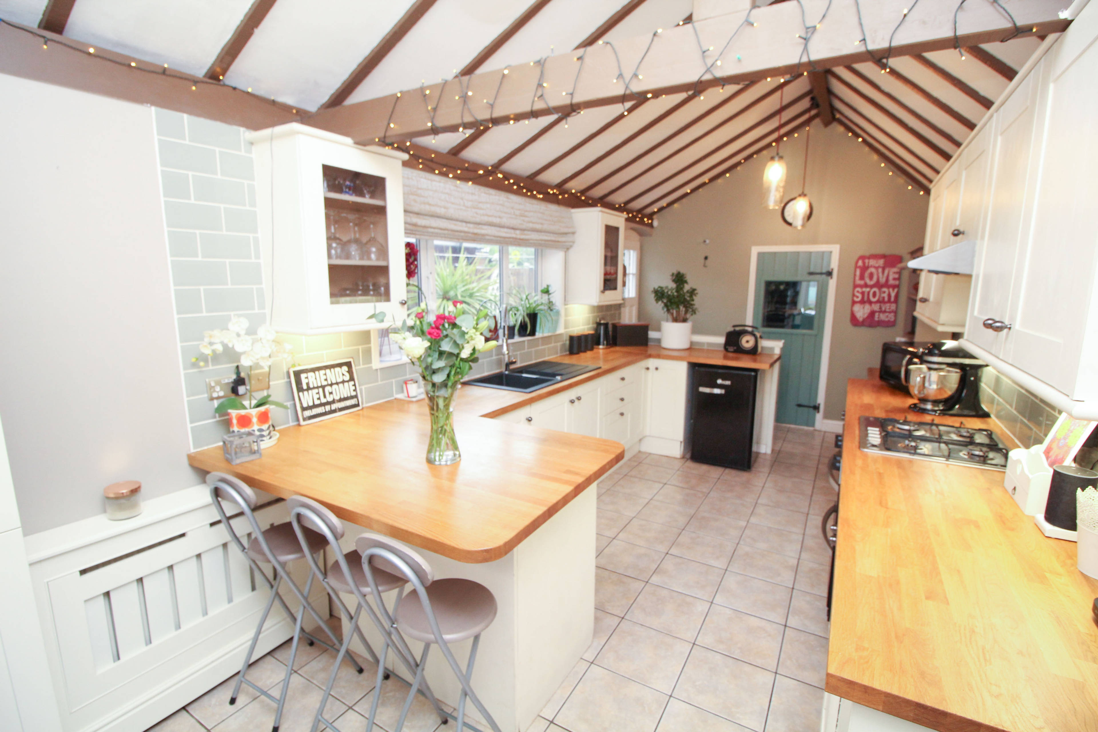 Kitchen/Breakfast