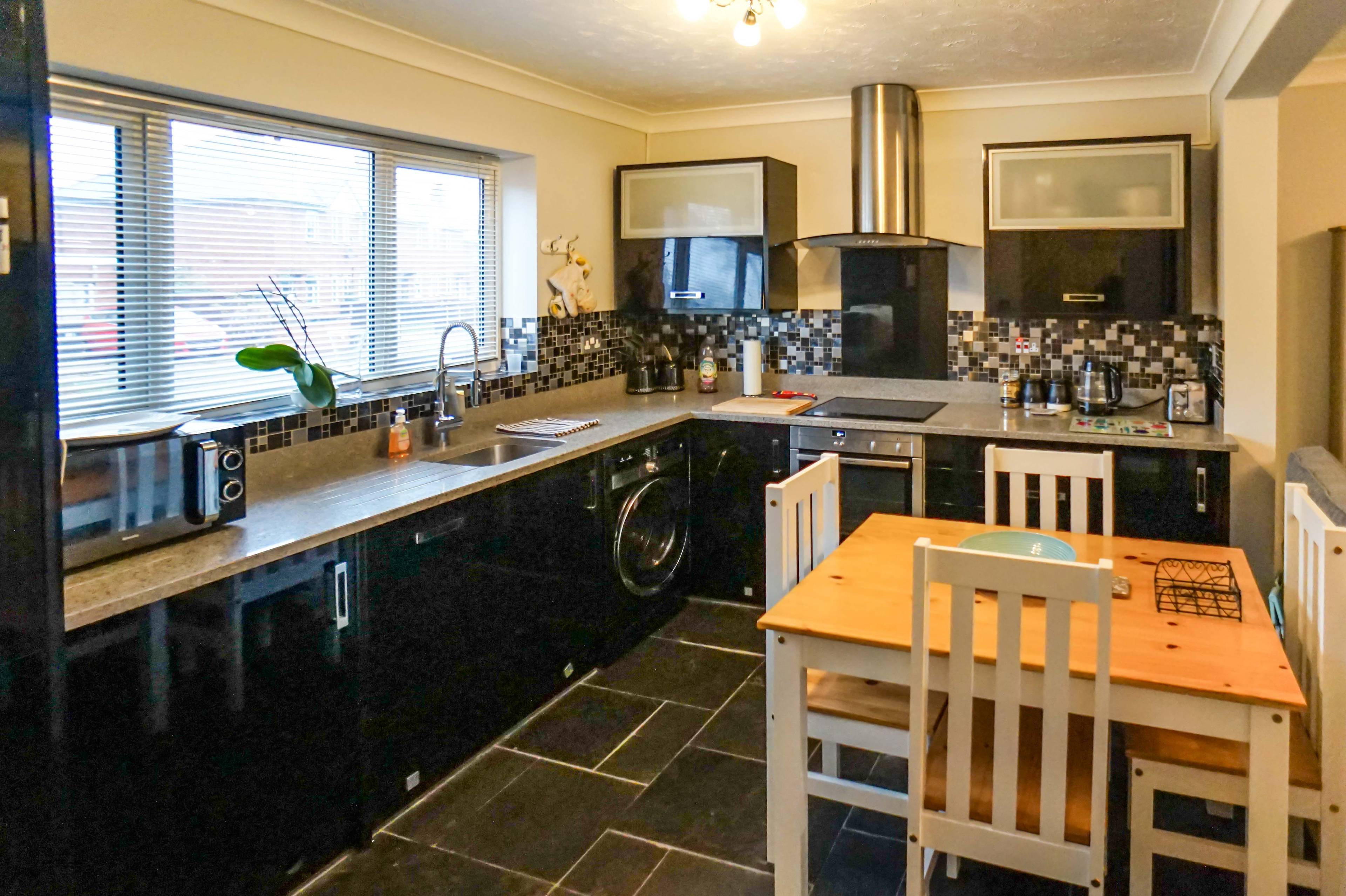 Kitchen/Breakfast