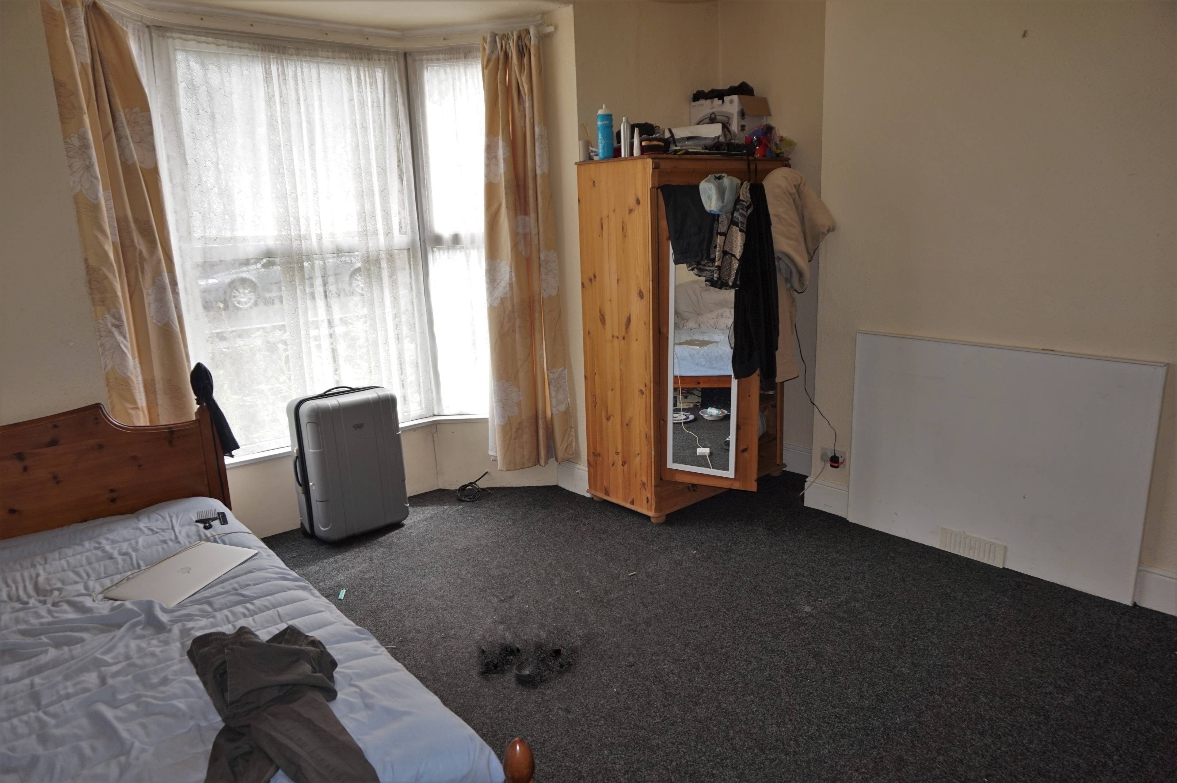 Bedroom/Lounge