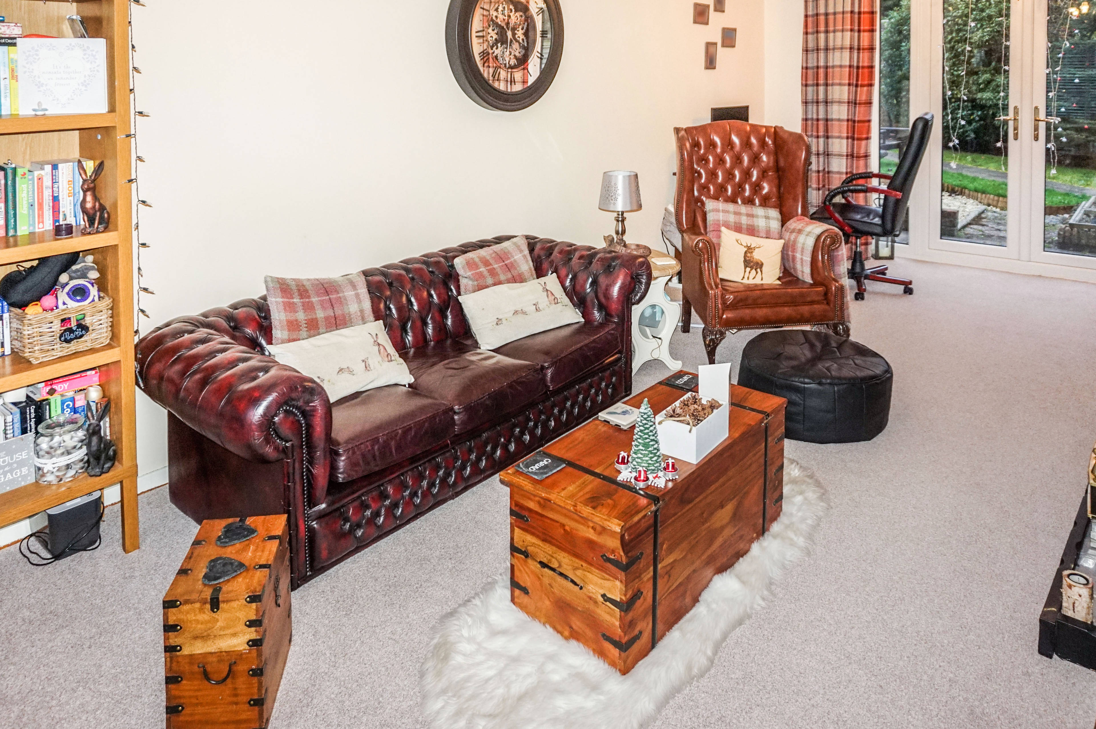 Lounge/Dining Room