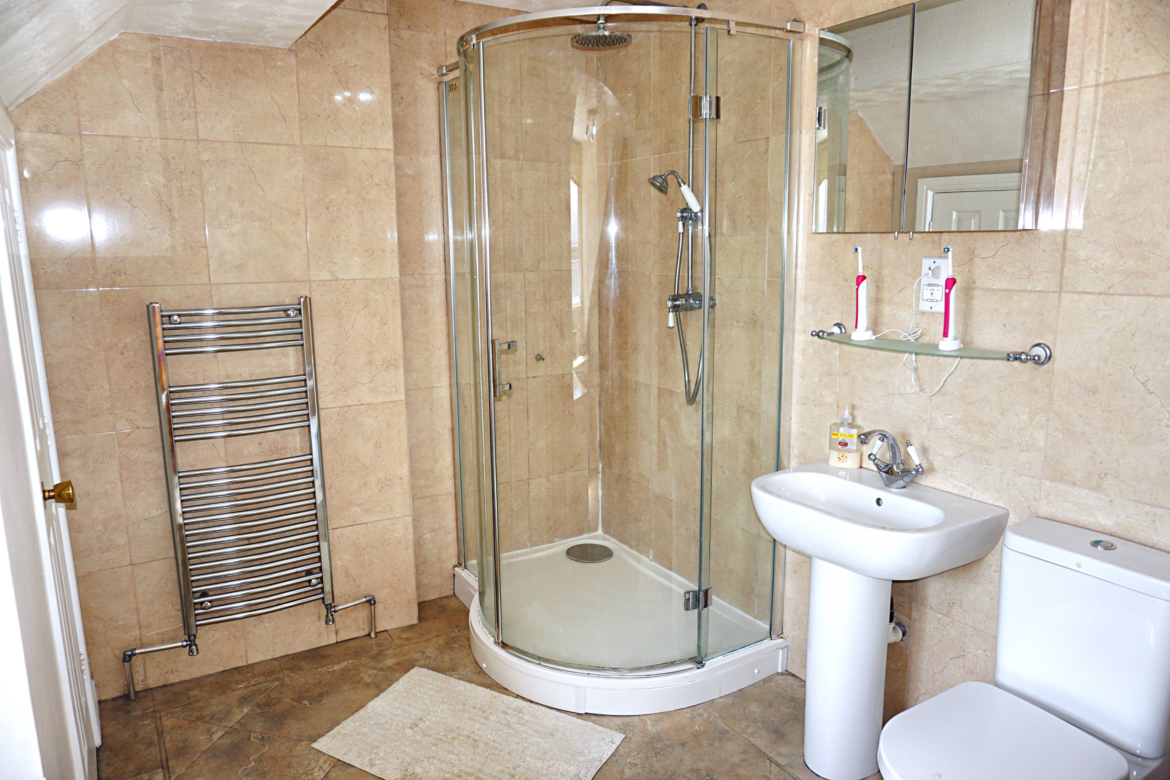 Master En-suite