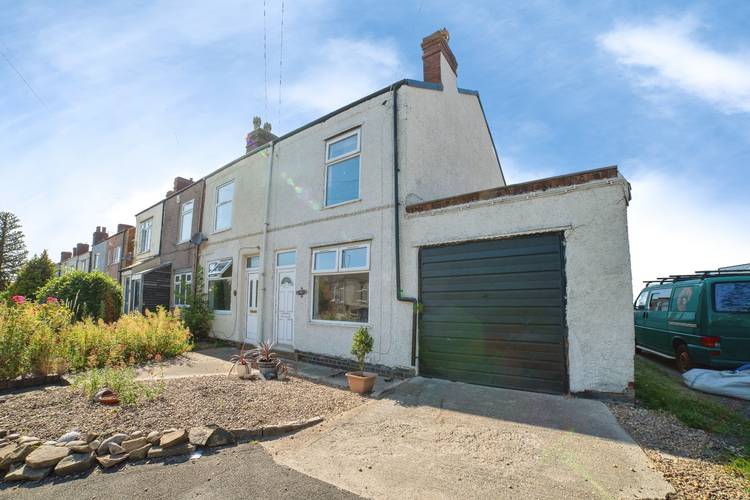 2 bedroom end of terrace house
