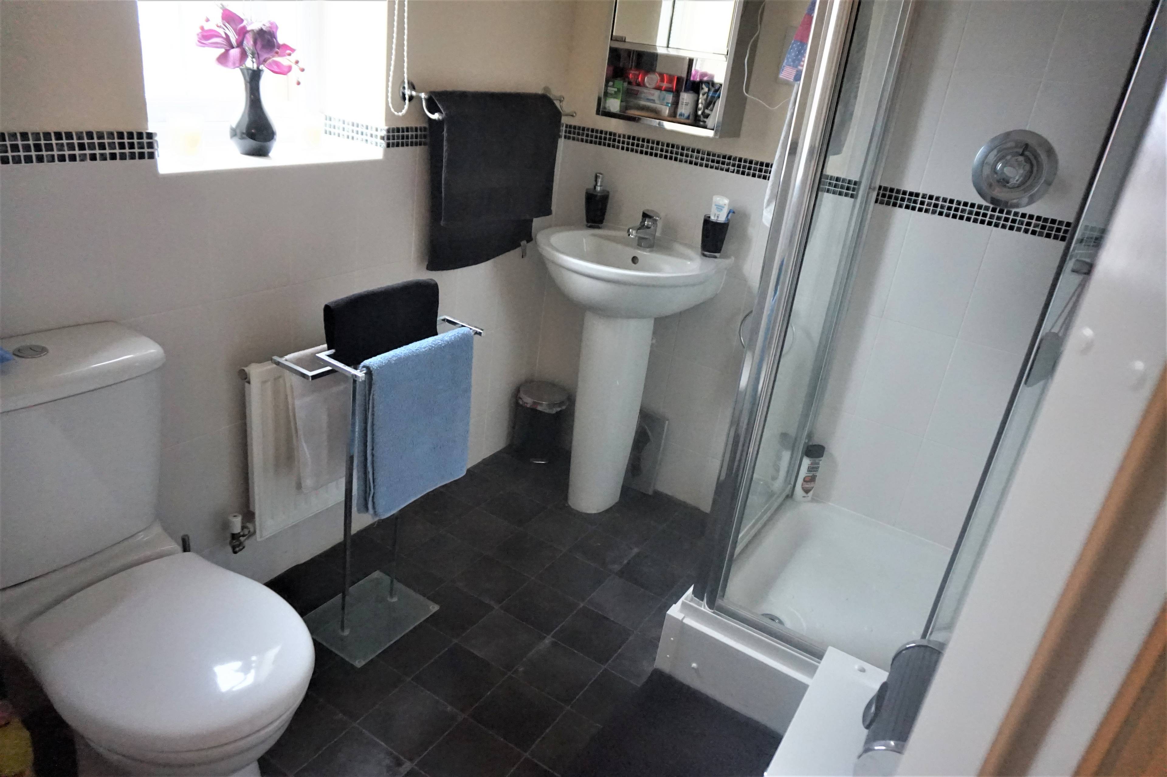 Master En-suite