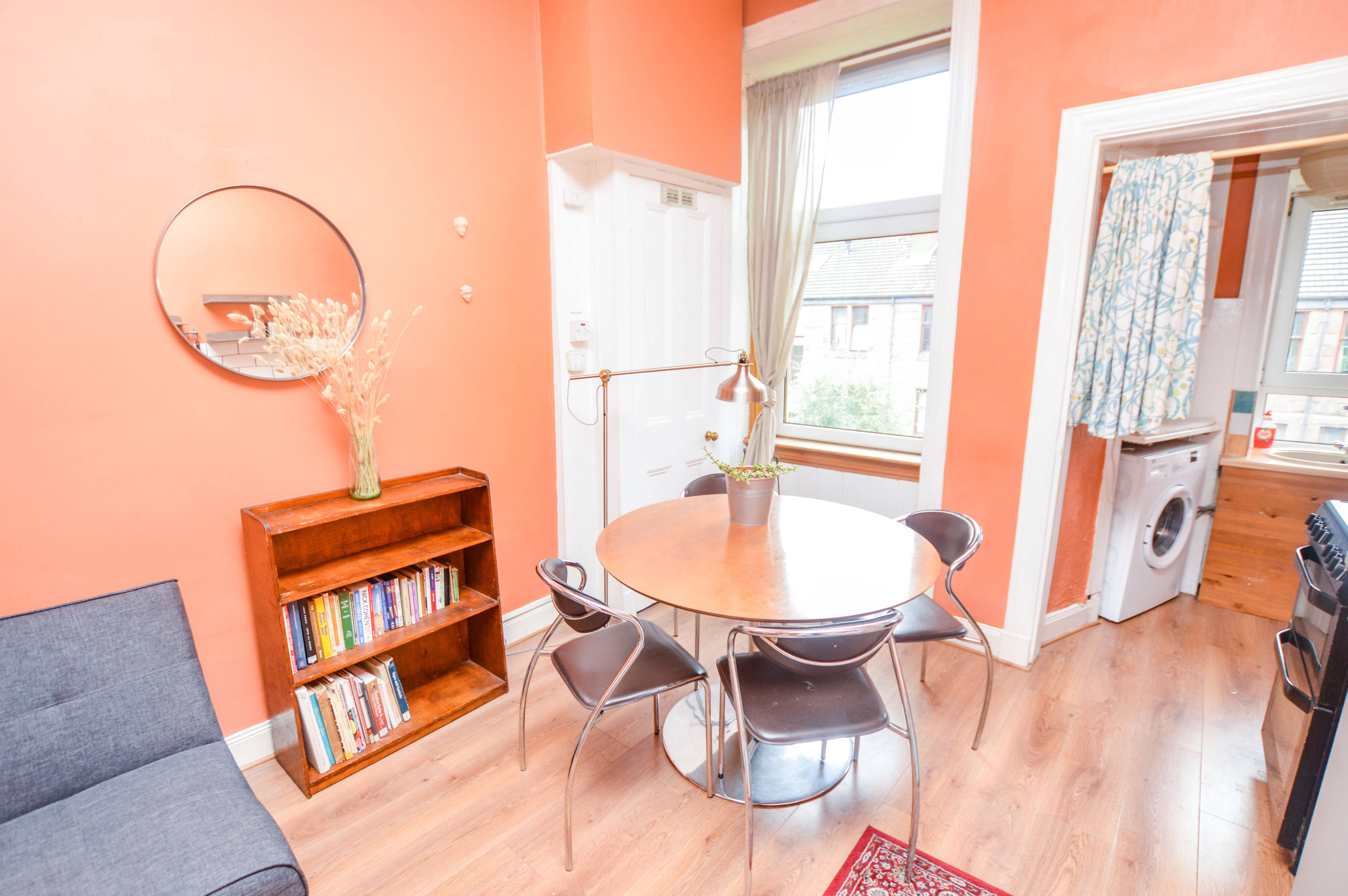 Lounge / Kitchen