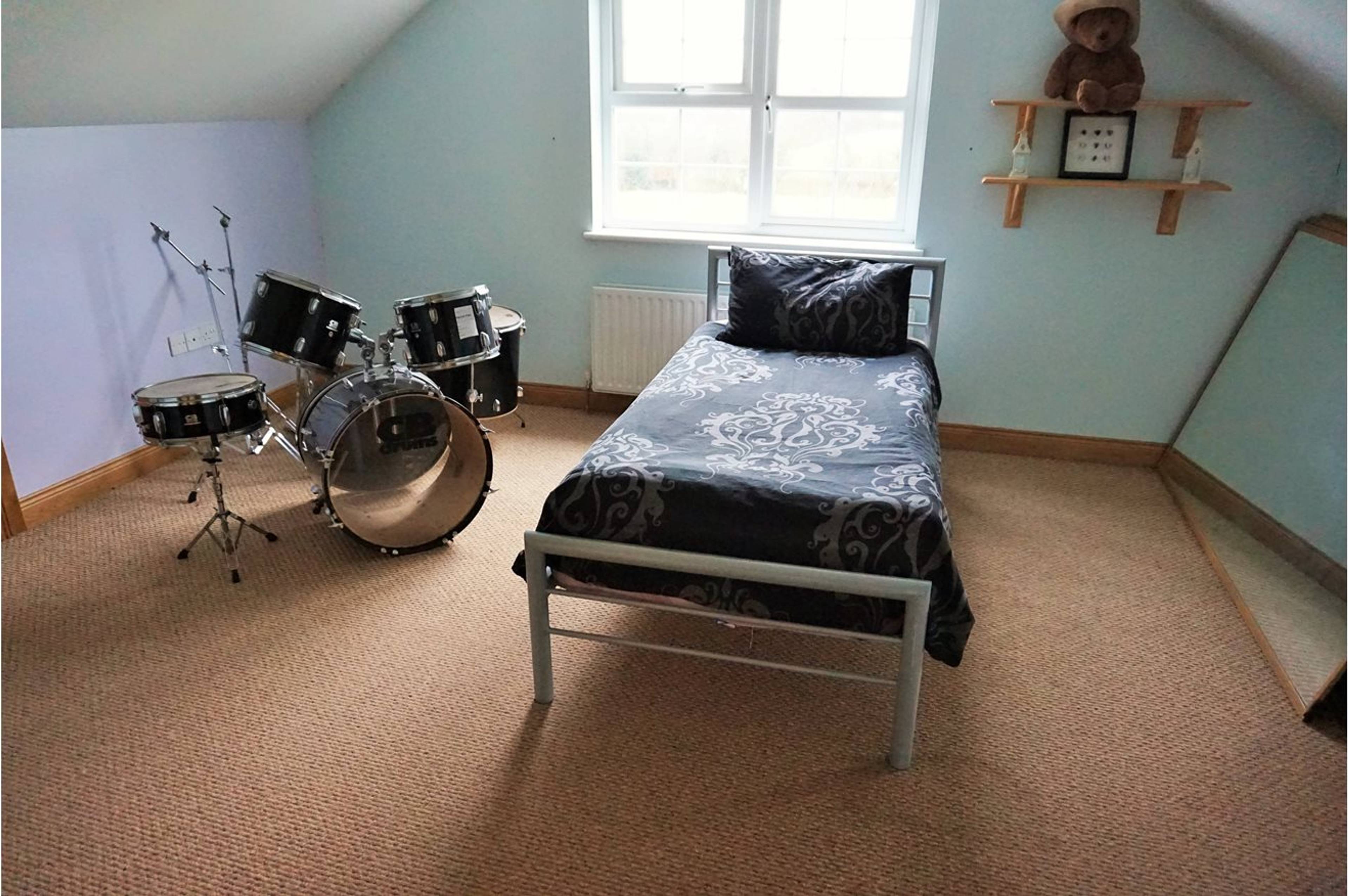 Bedroom Seven