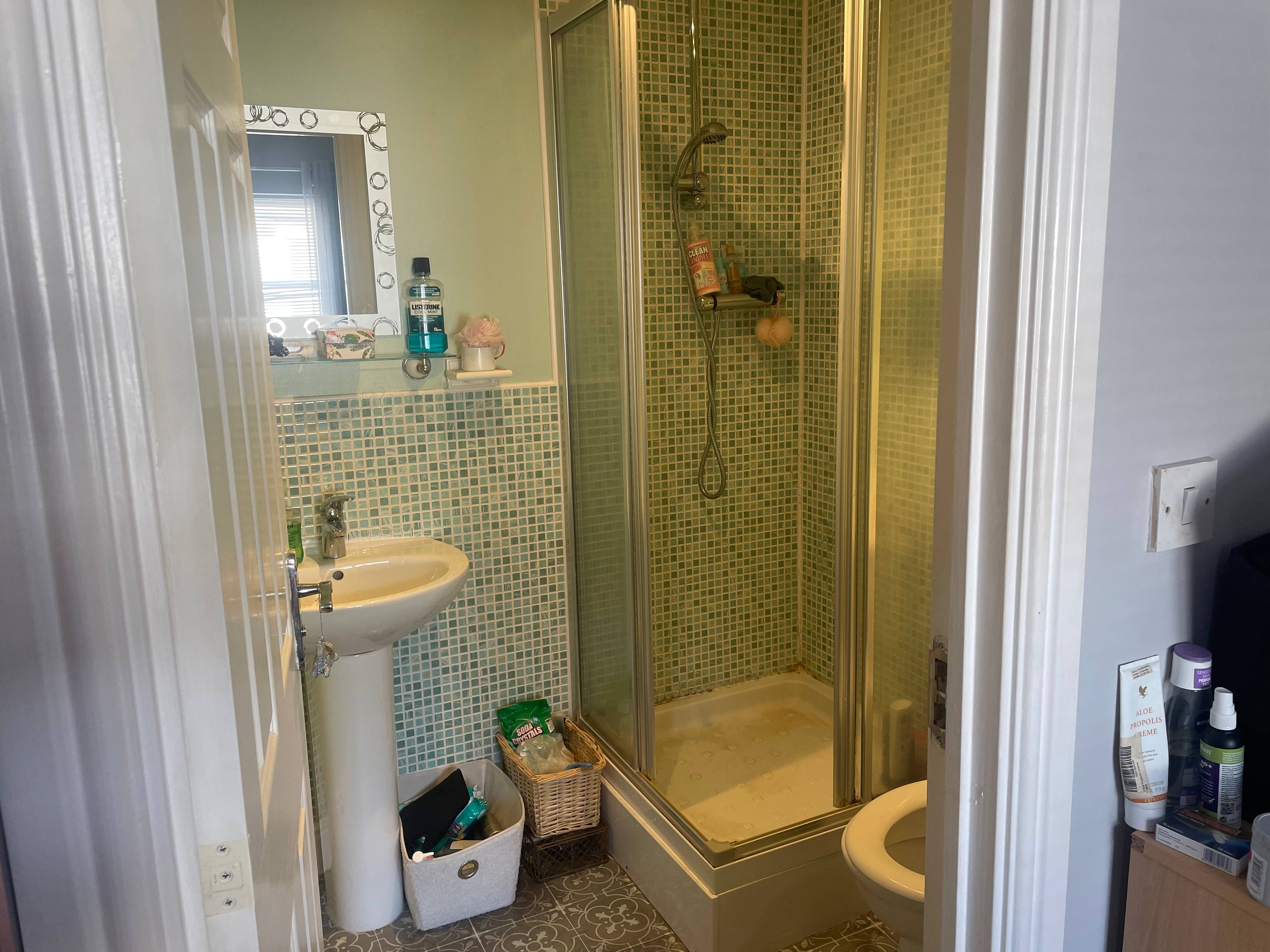 En-suite Shower Room