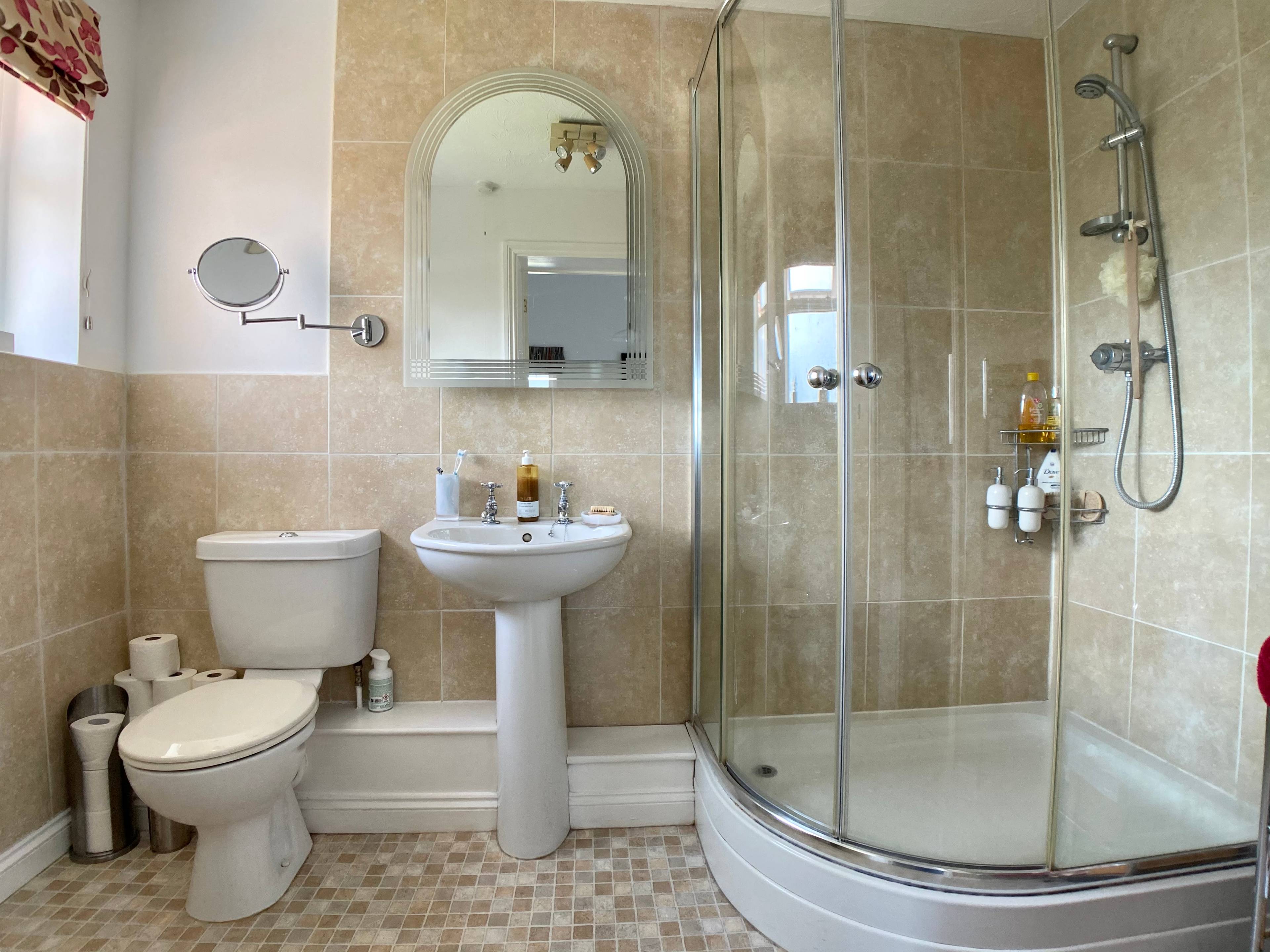 Master En-suite