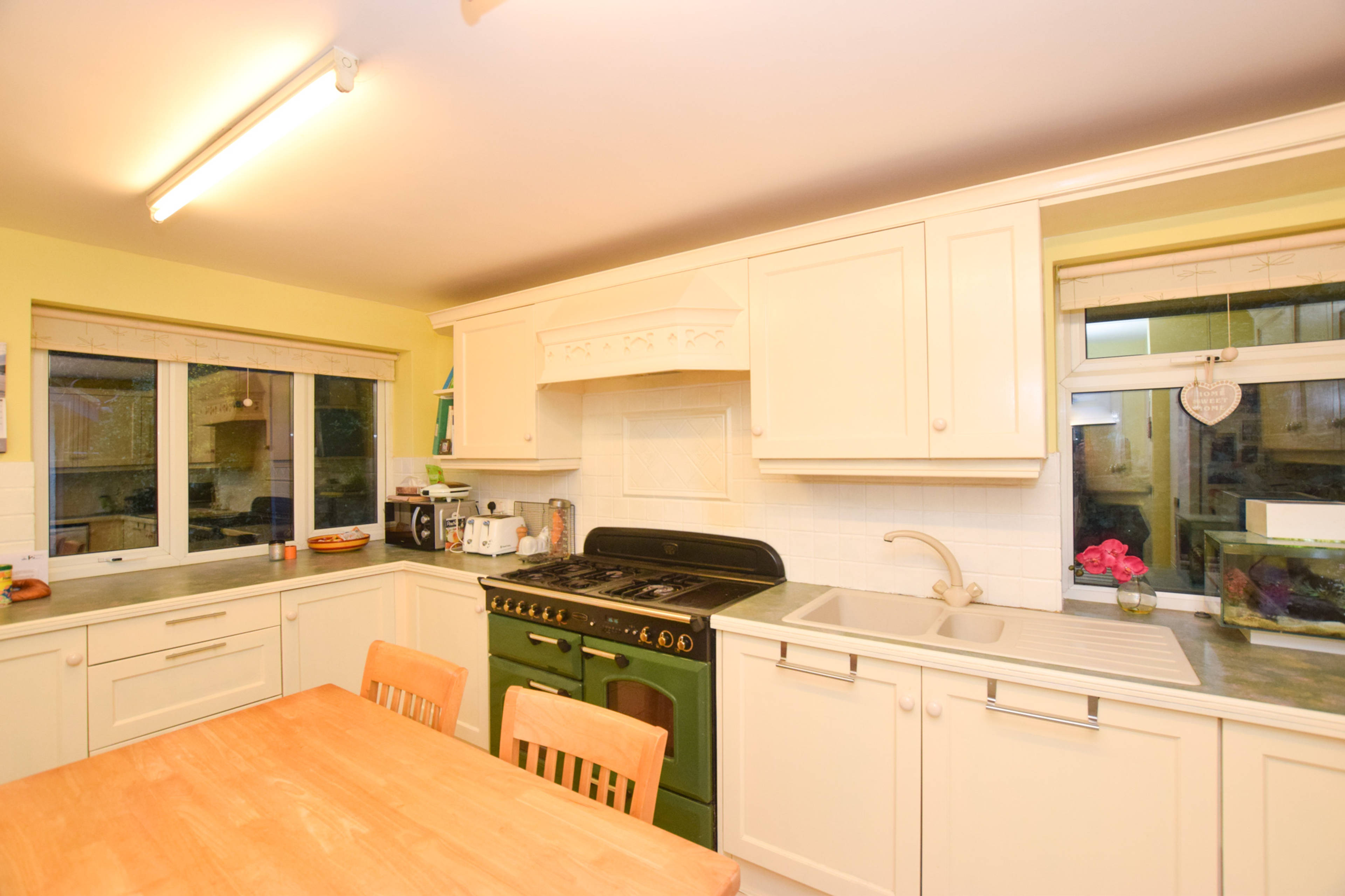 Kitchen/Breakfast