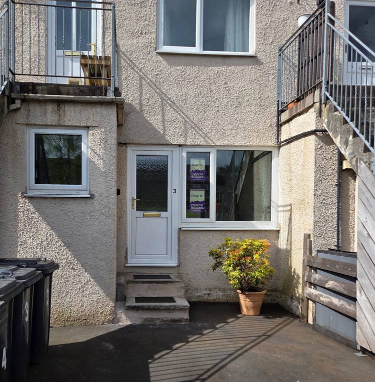 1 bedroom ground floor flat