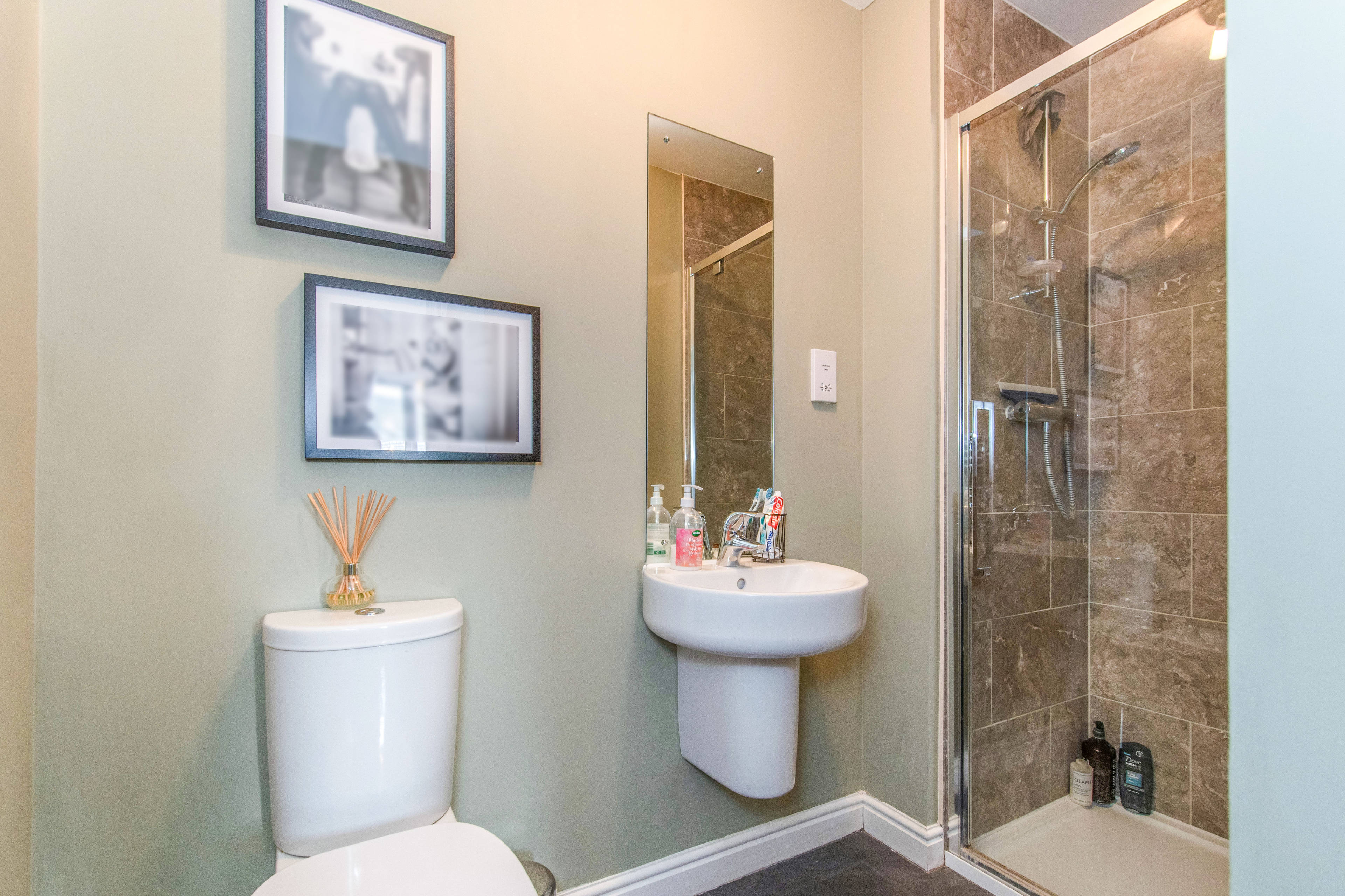 Master En-suite
