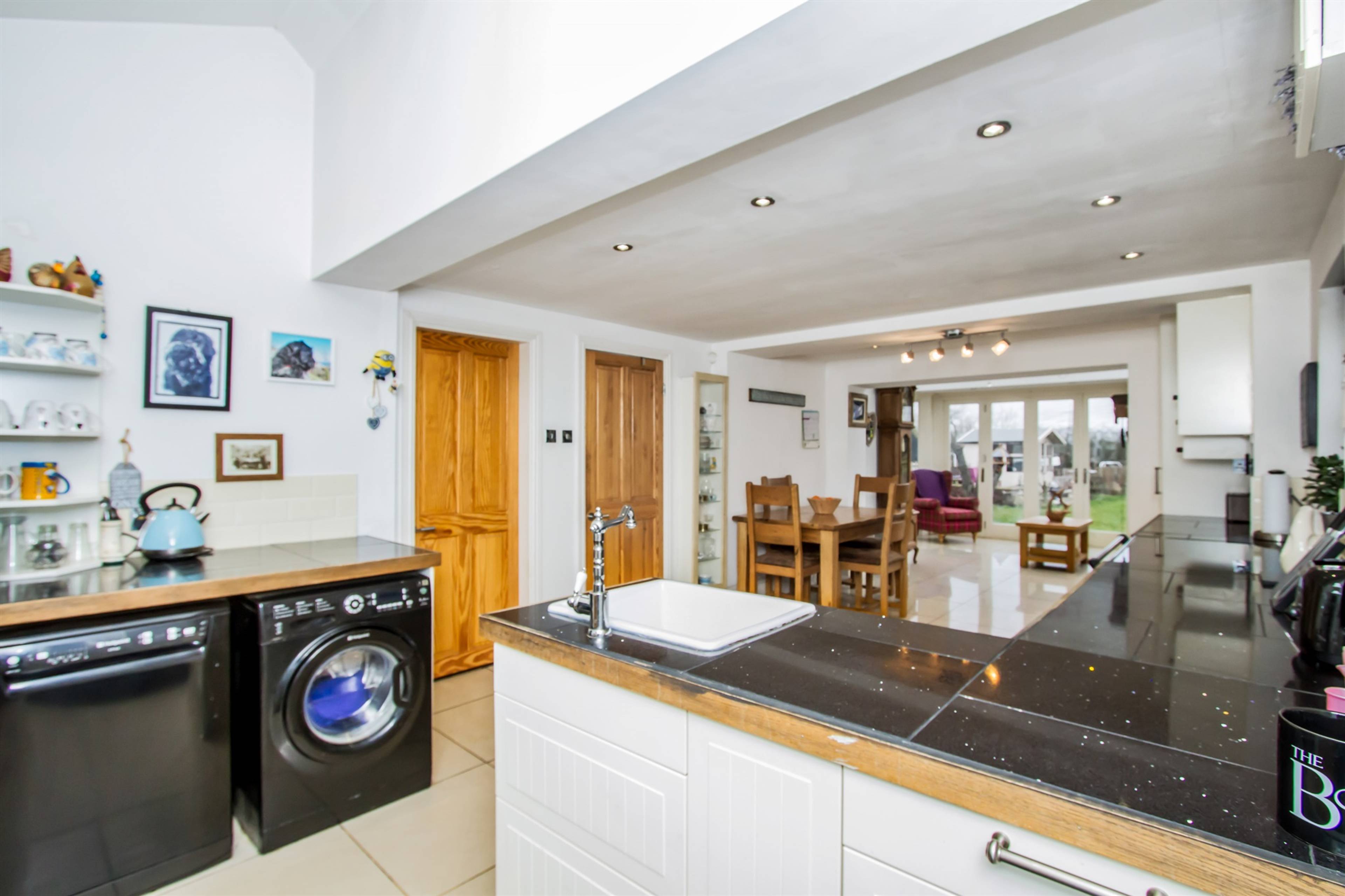 cottage kitchen