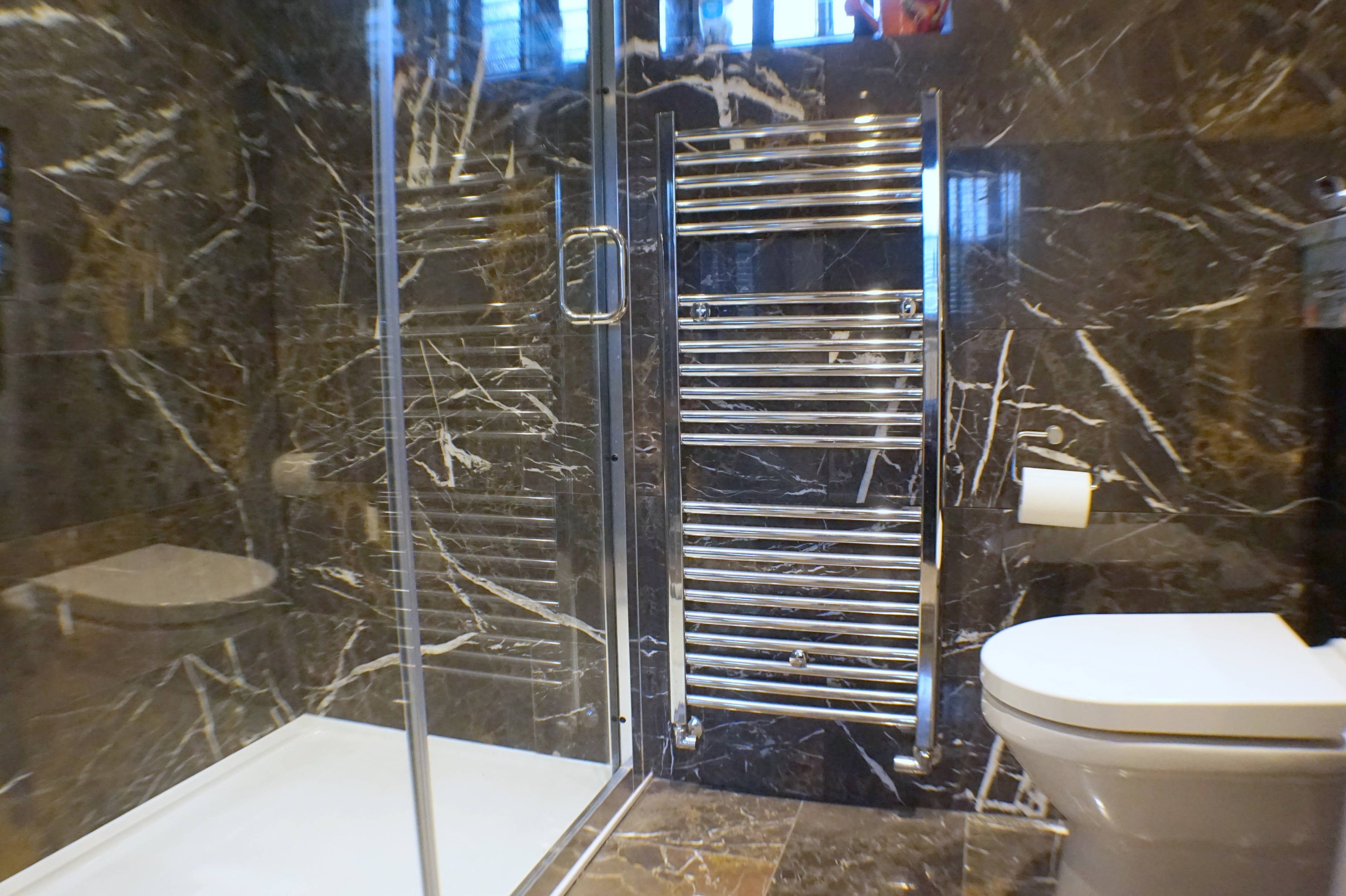 Master En-suite