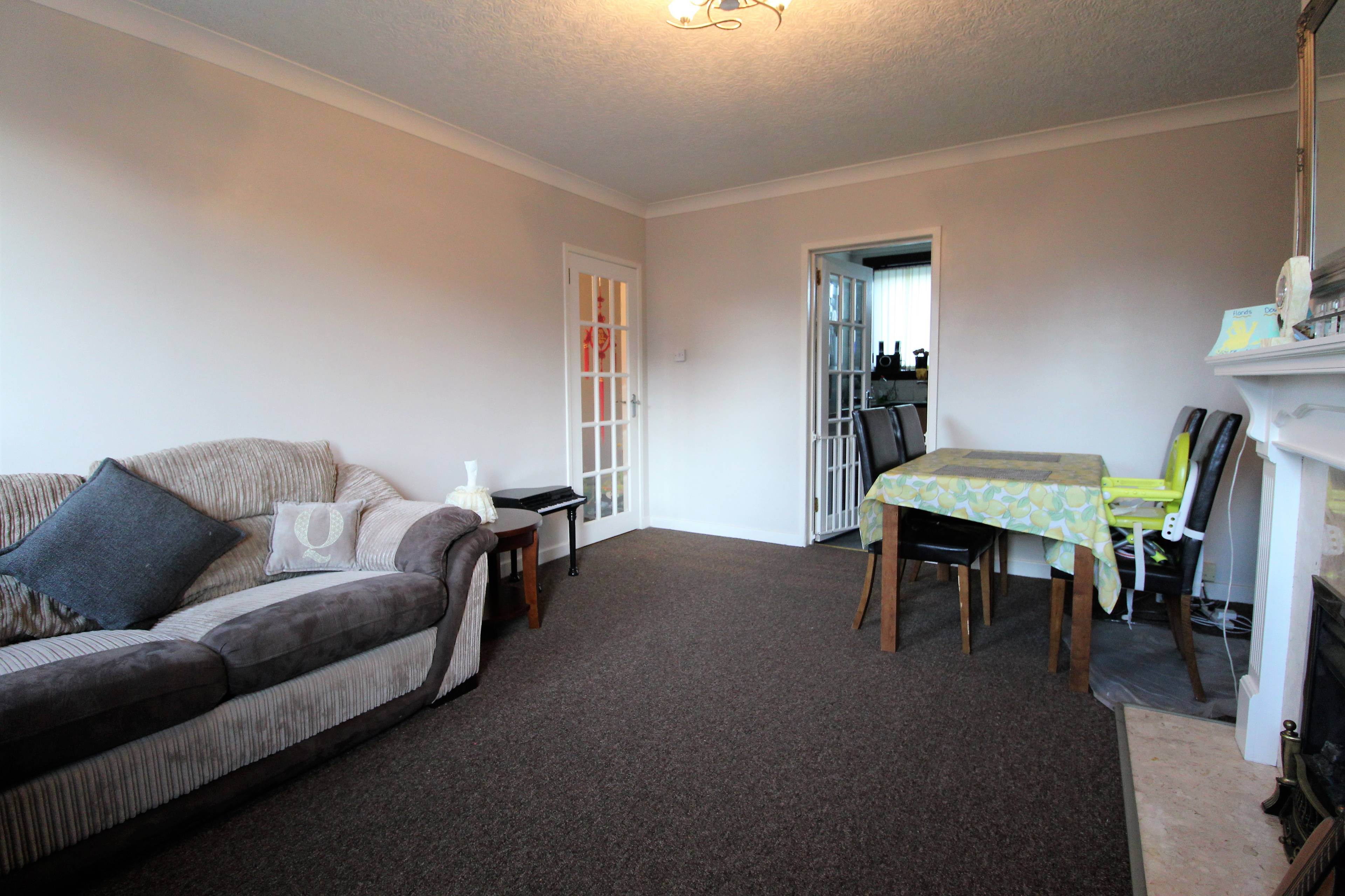 Lounge/dining Room