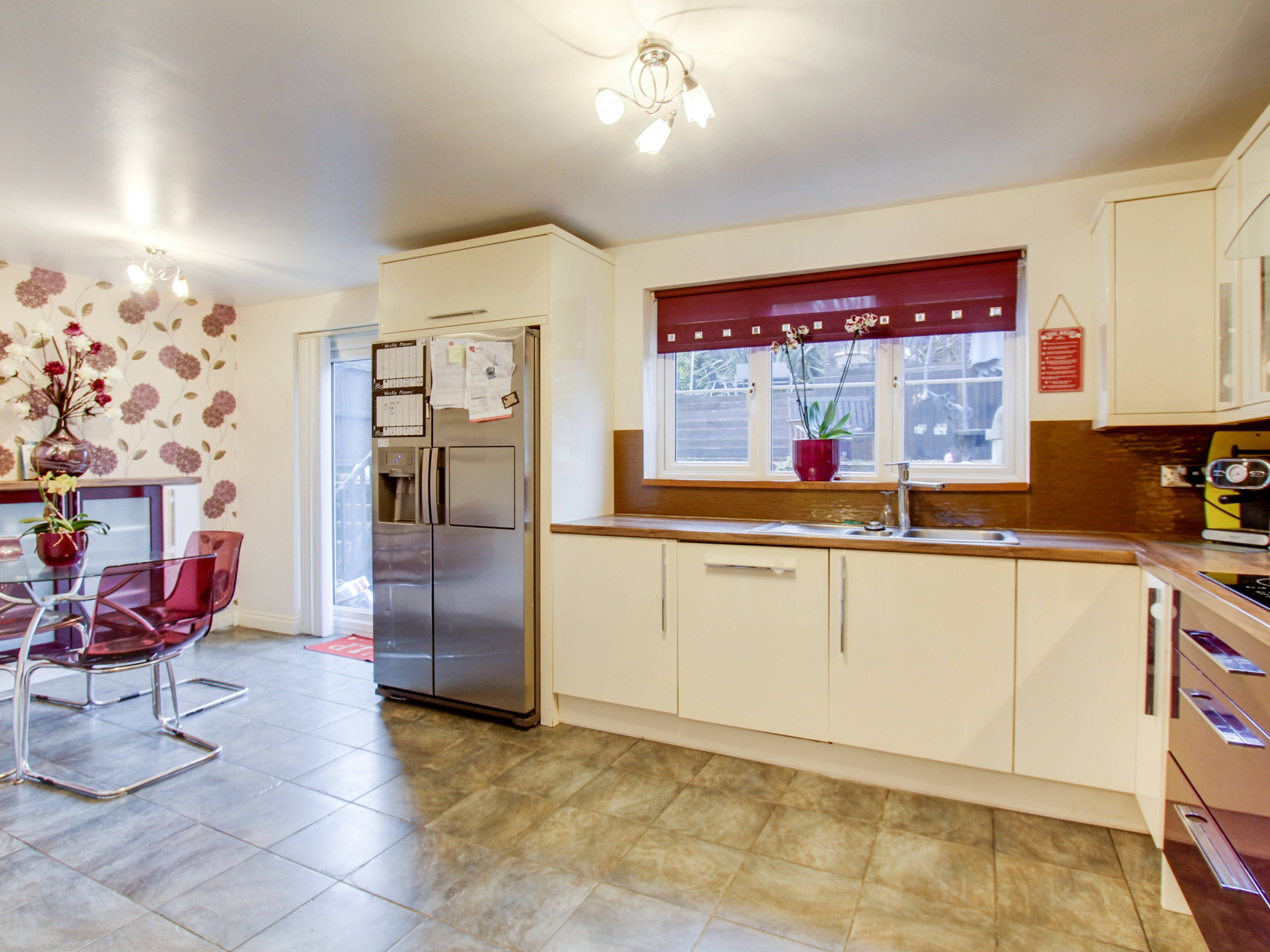 Kitchen/Breakfast
