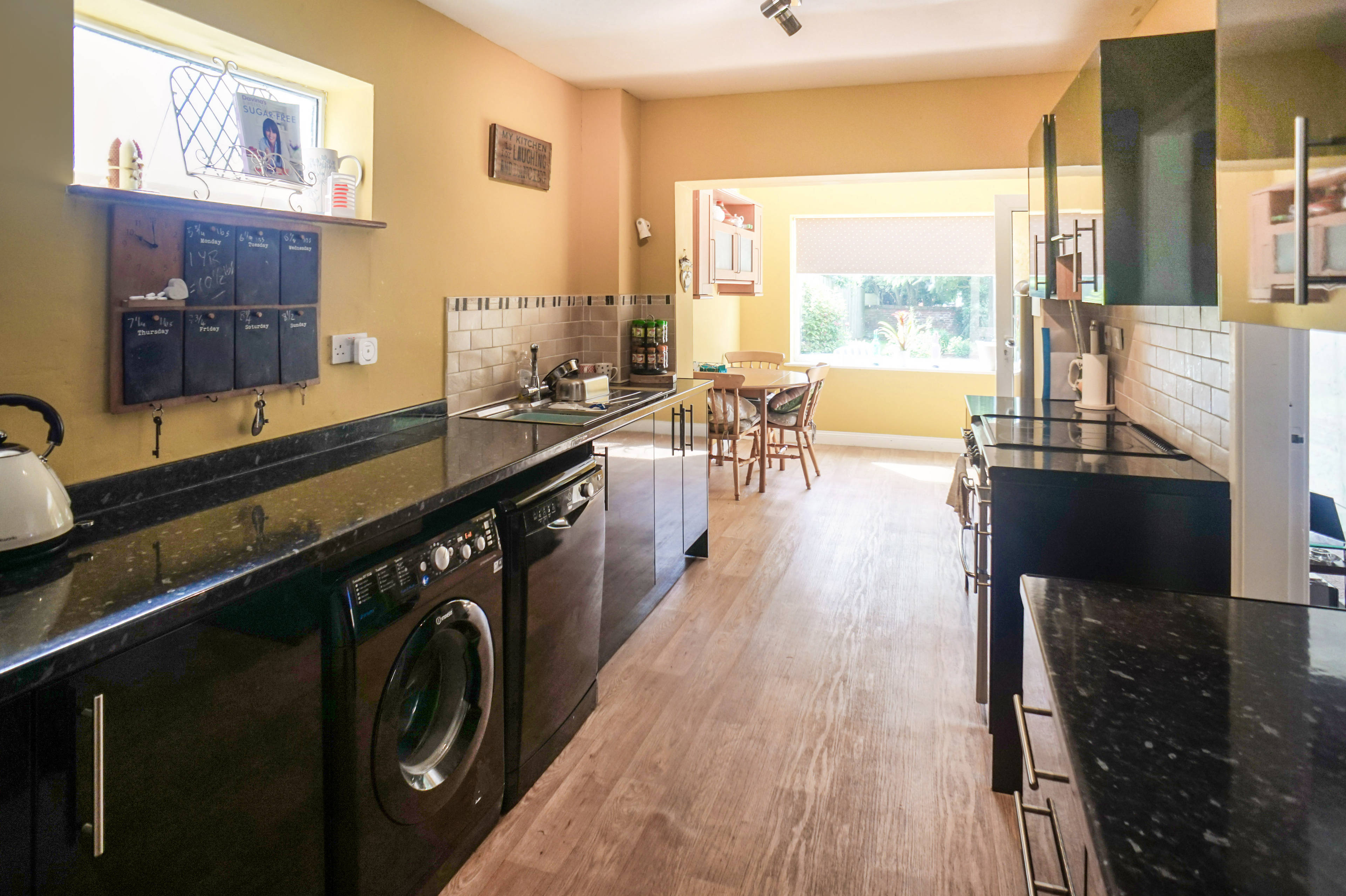 Kitchen/Breakfast