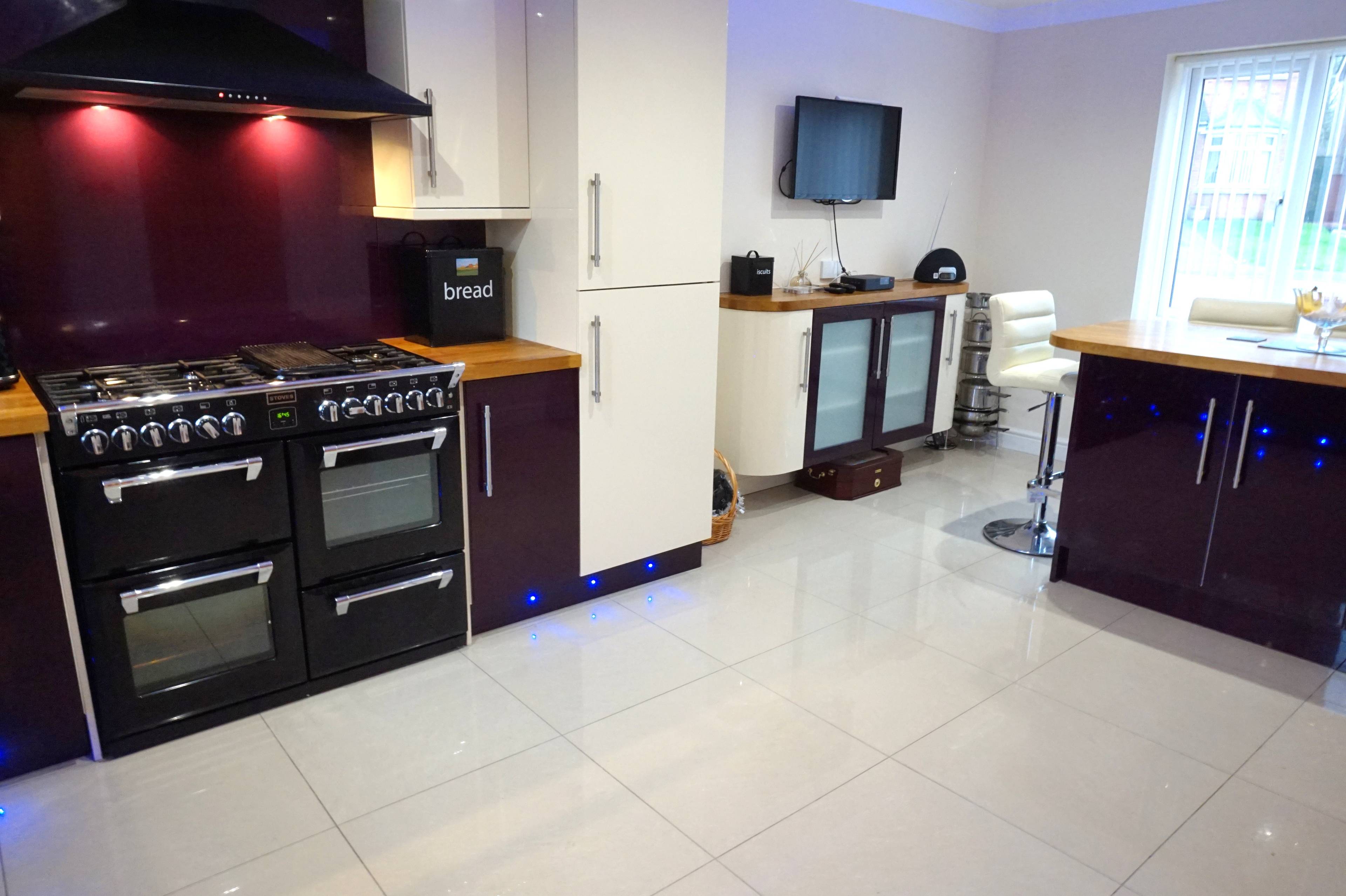Kitchen / Breakfast