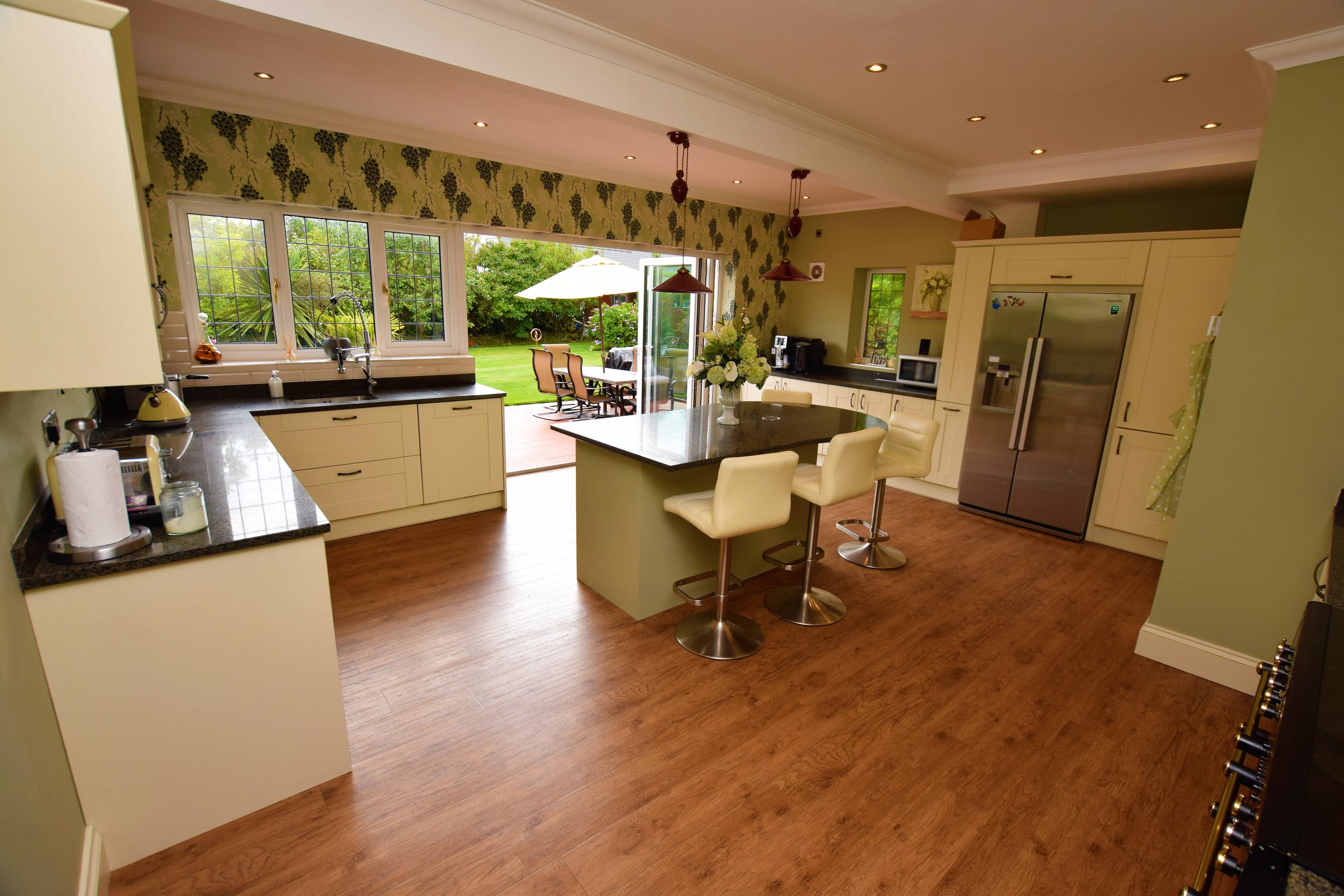 Kitchen / Breakfast