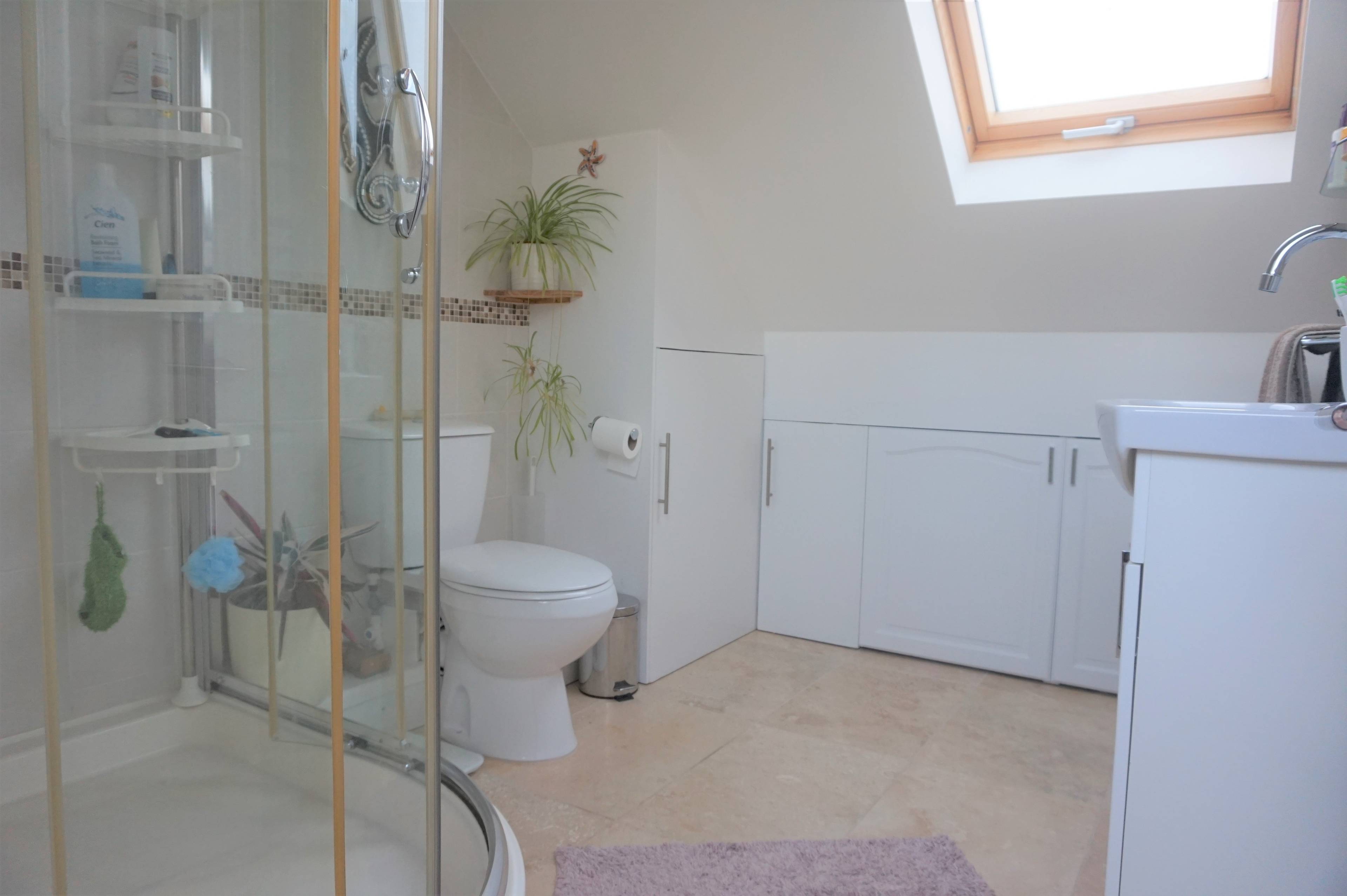 Master En-suite