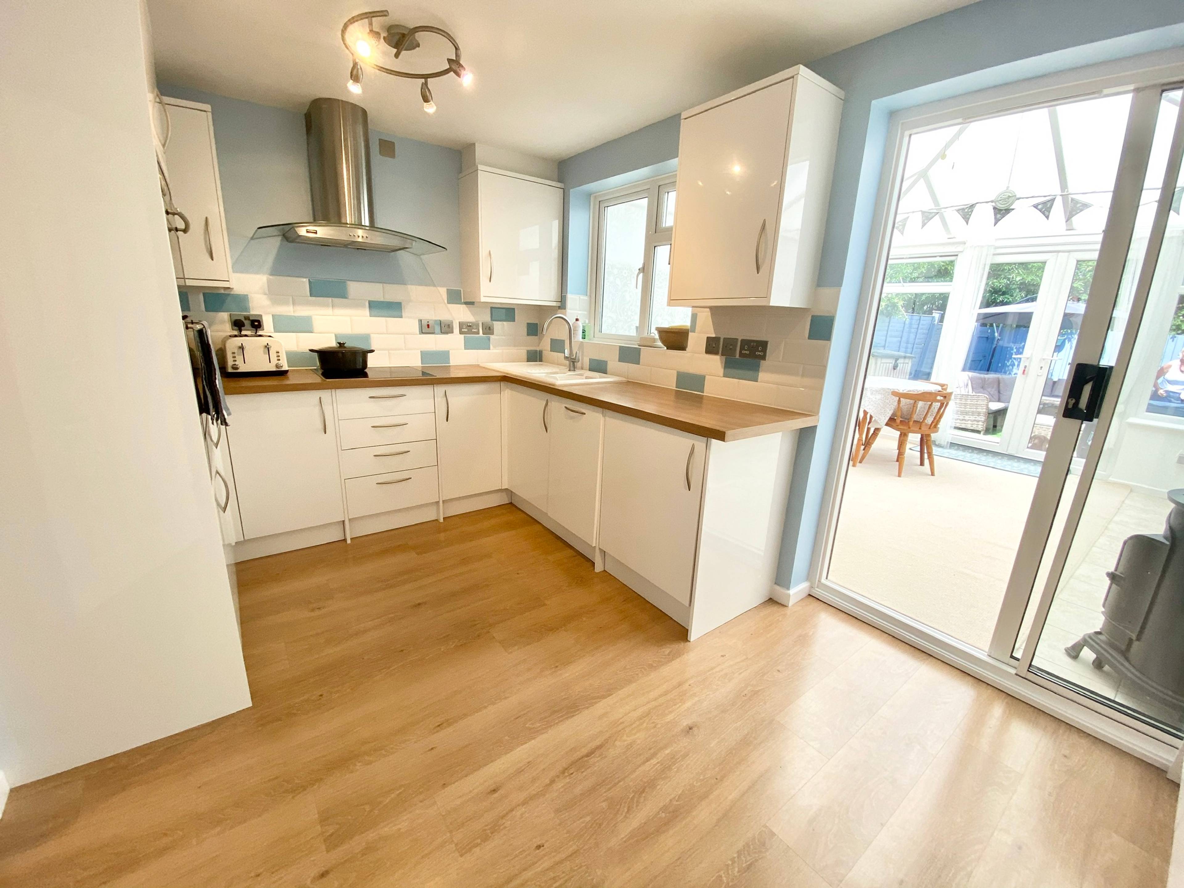 Kitchen/Breakfast