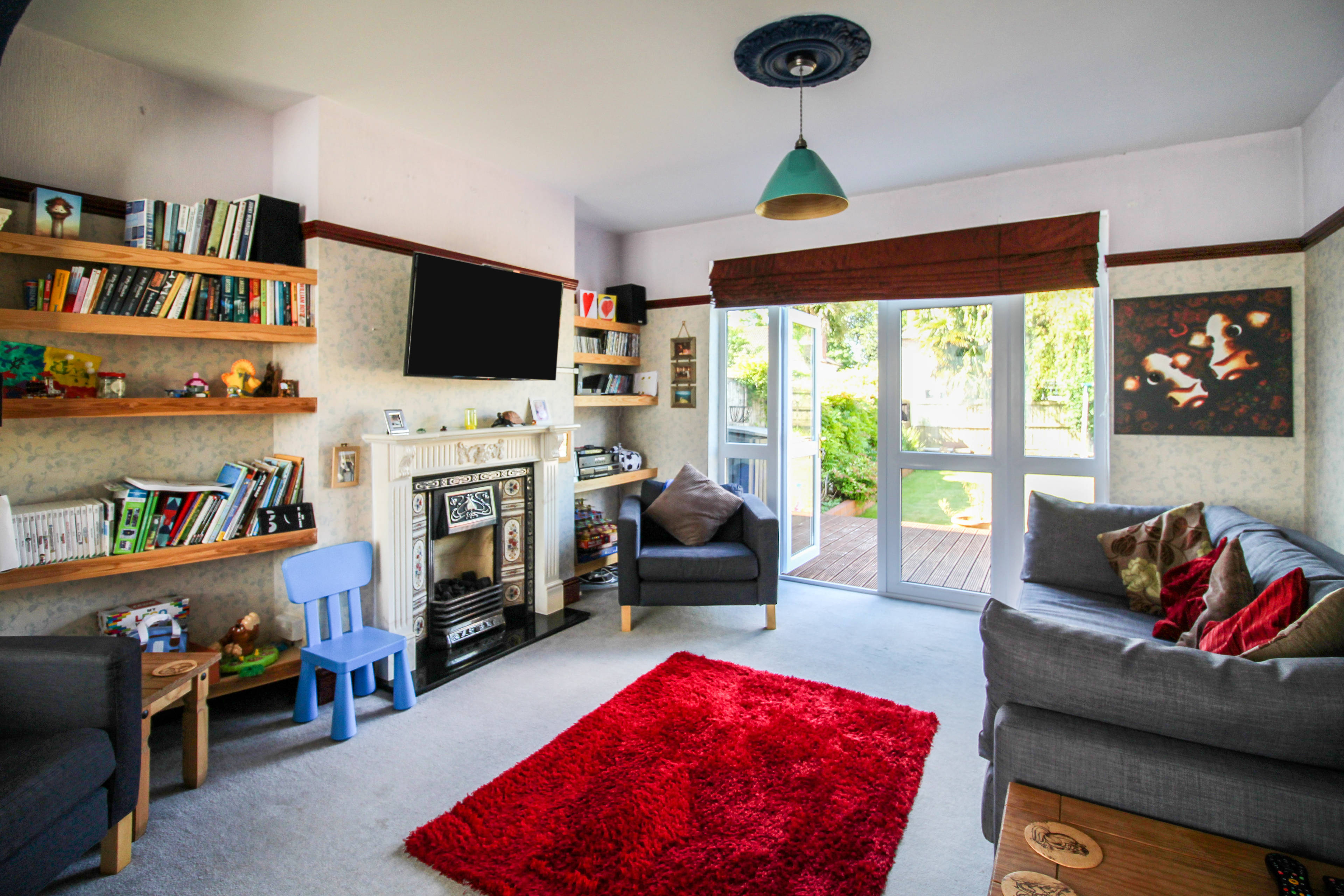 Lounge/Dining Room