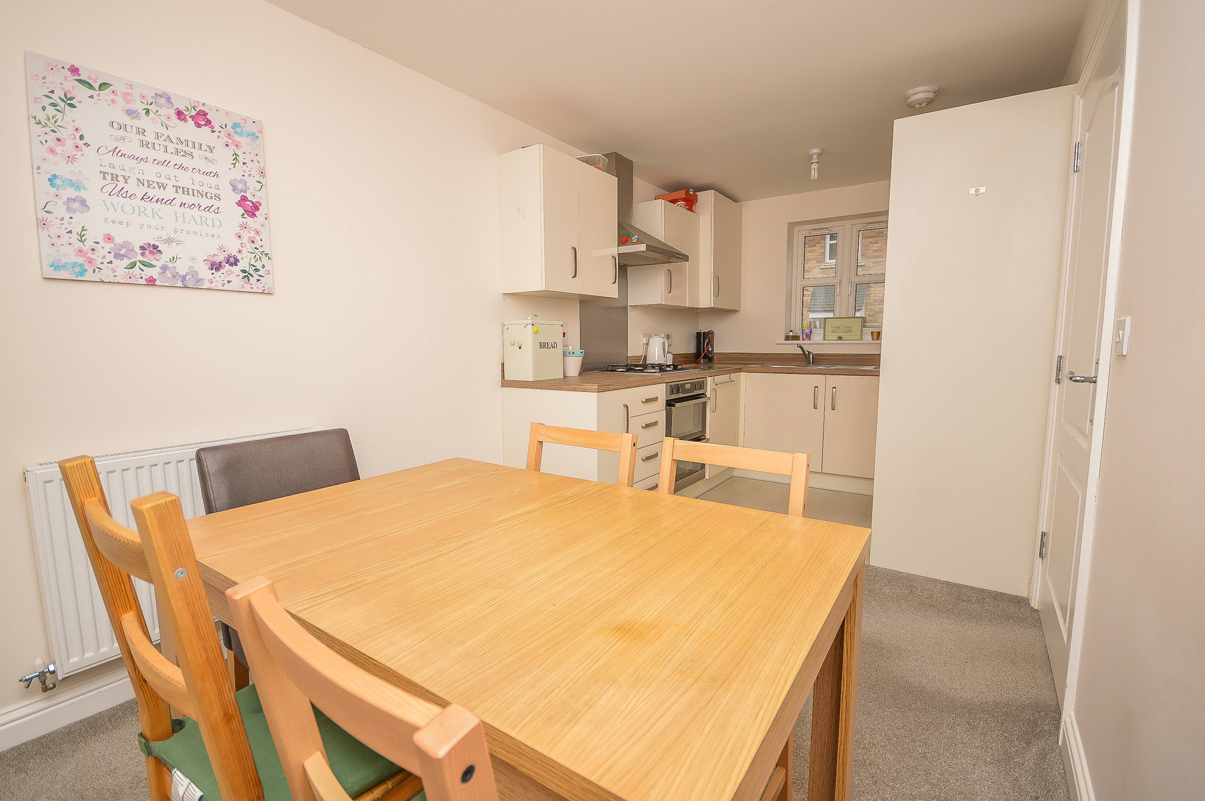 Kitchen/Dining Room