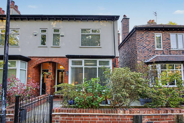 4 bedroom semi-detached house