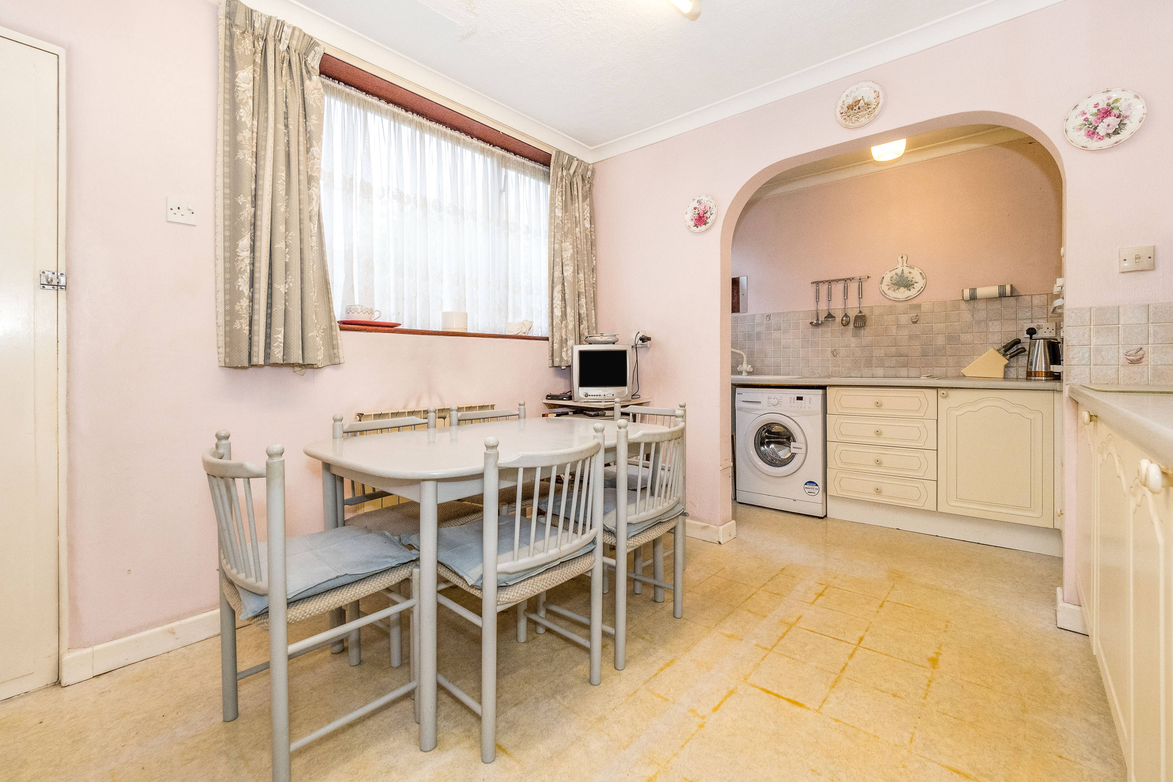 Kitchen/Breakfast