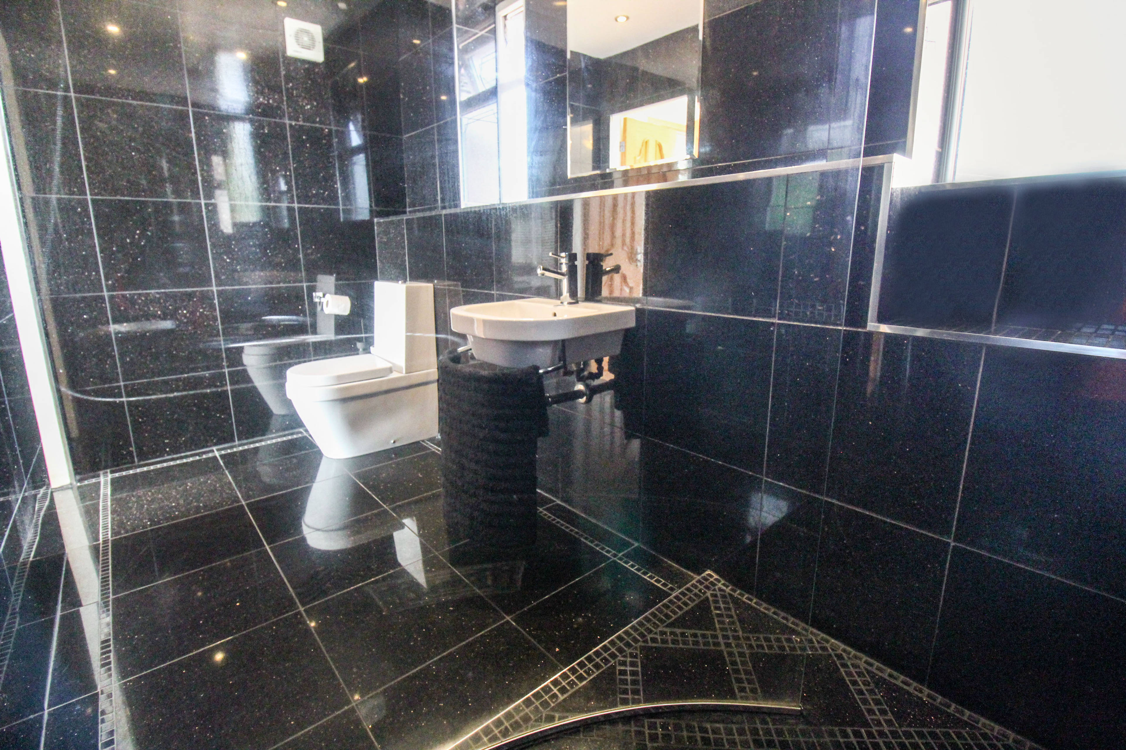 En-suite One