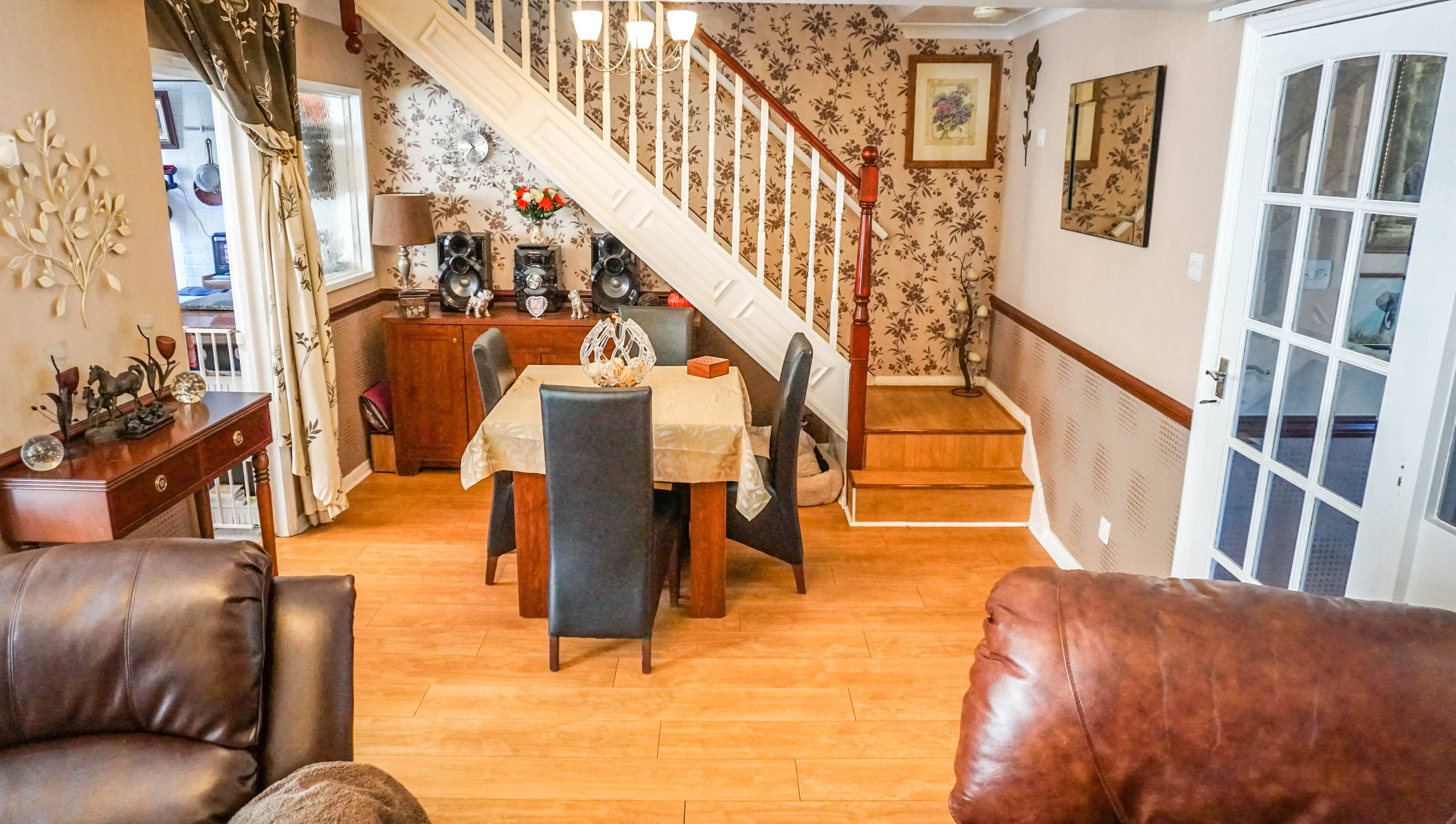 Lounge/dining Room