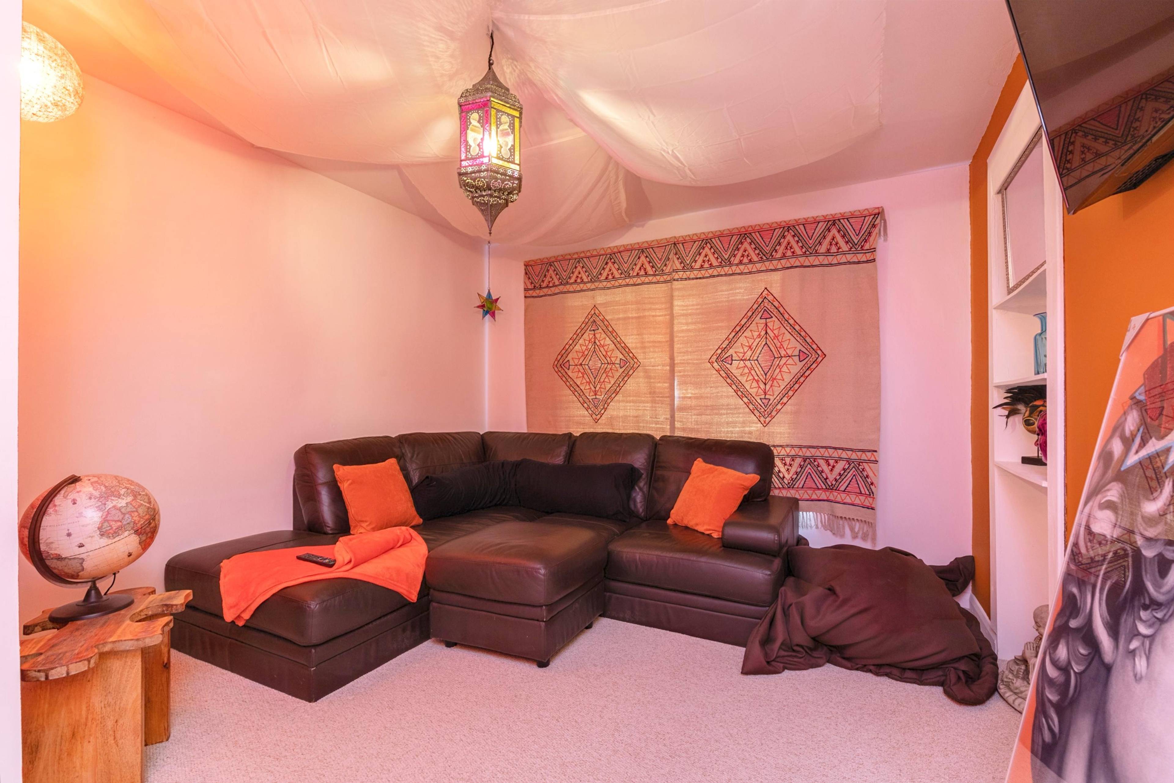 Snug / Sitting Room