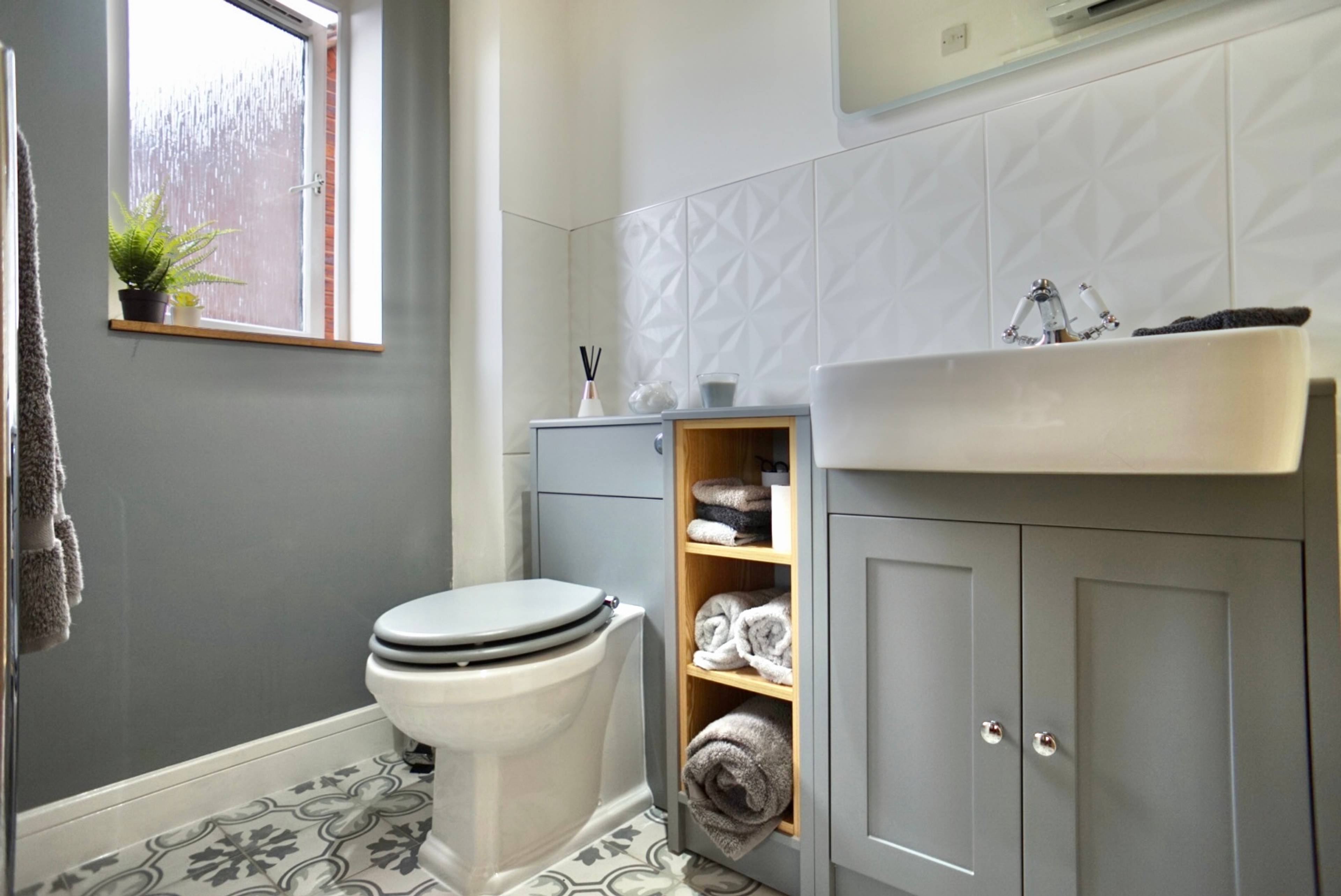 En-suite Shower Room