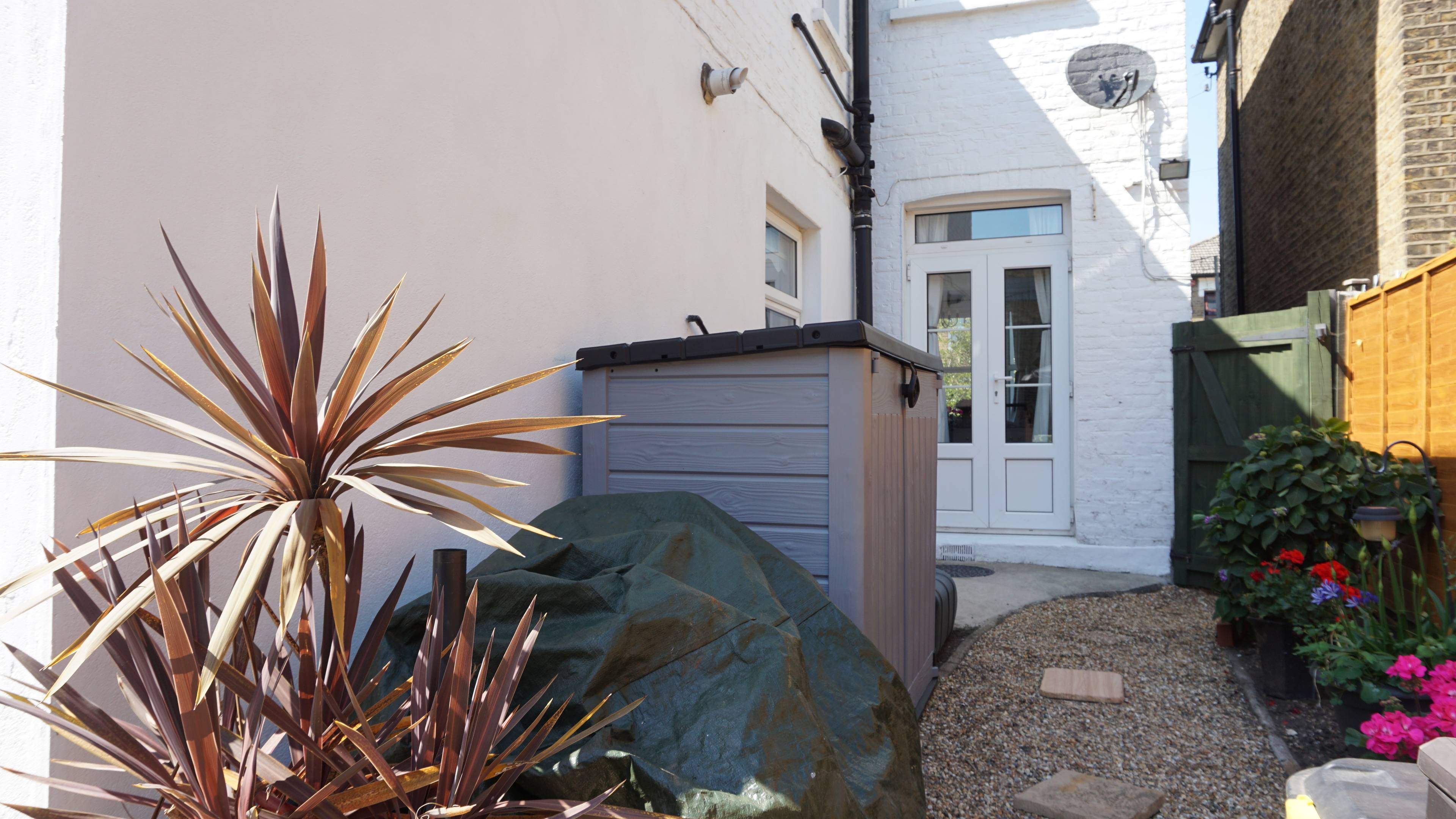 Annexe Garden