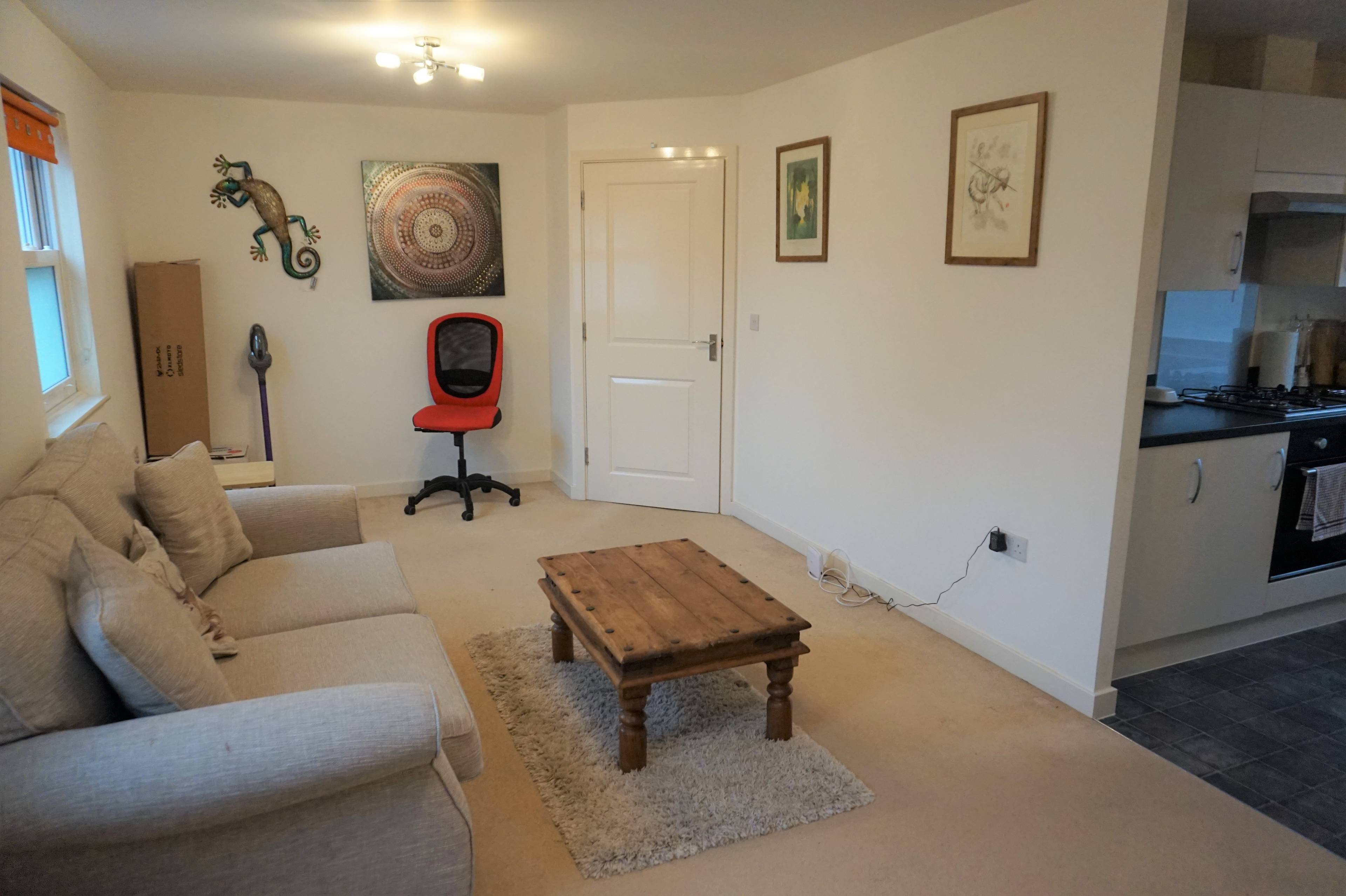 Lounge/Dining Room