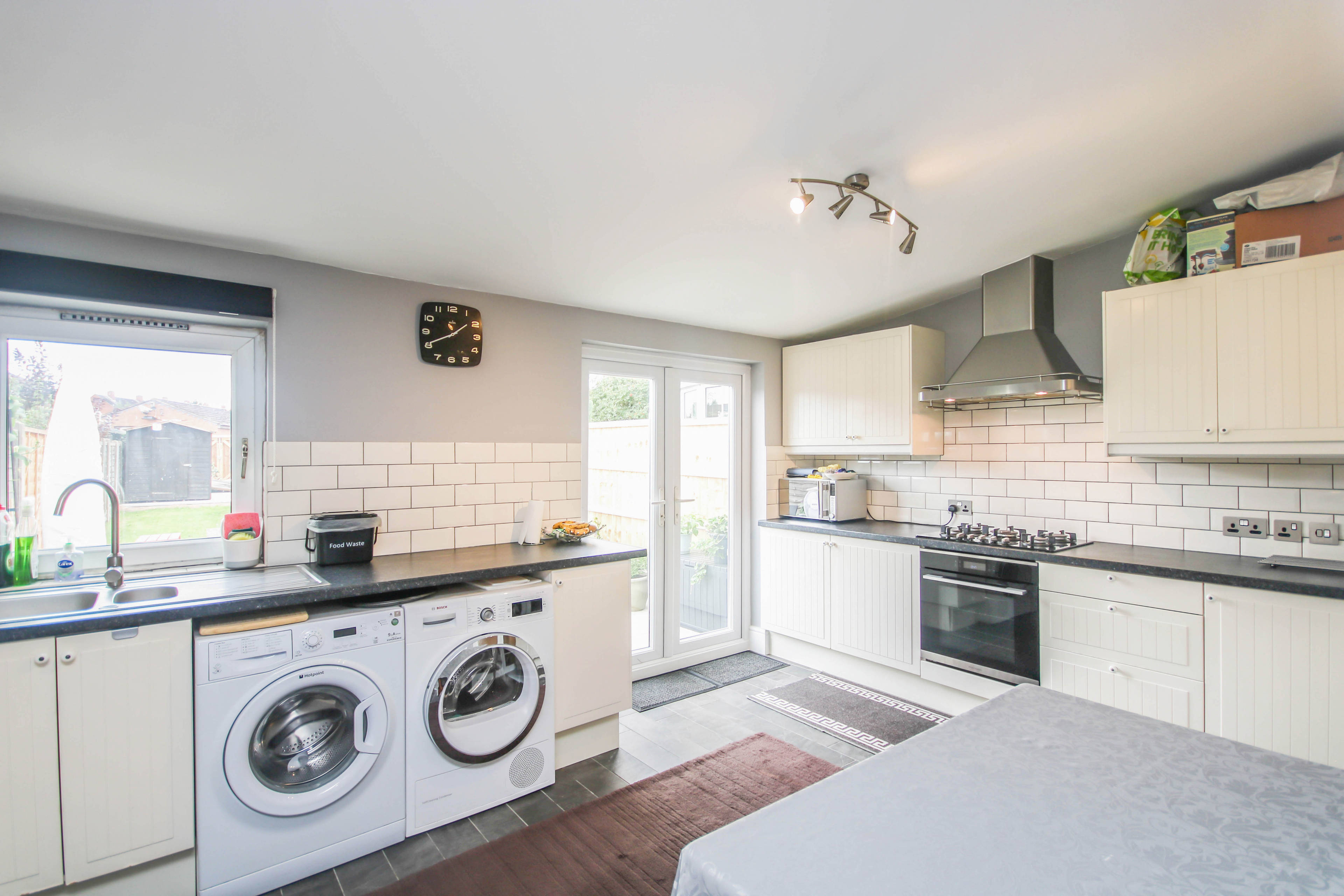 Kitchen/Breakfast