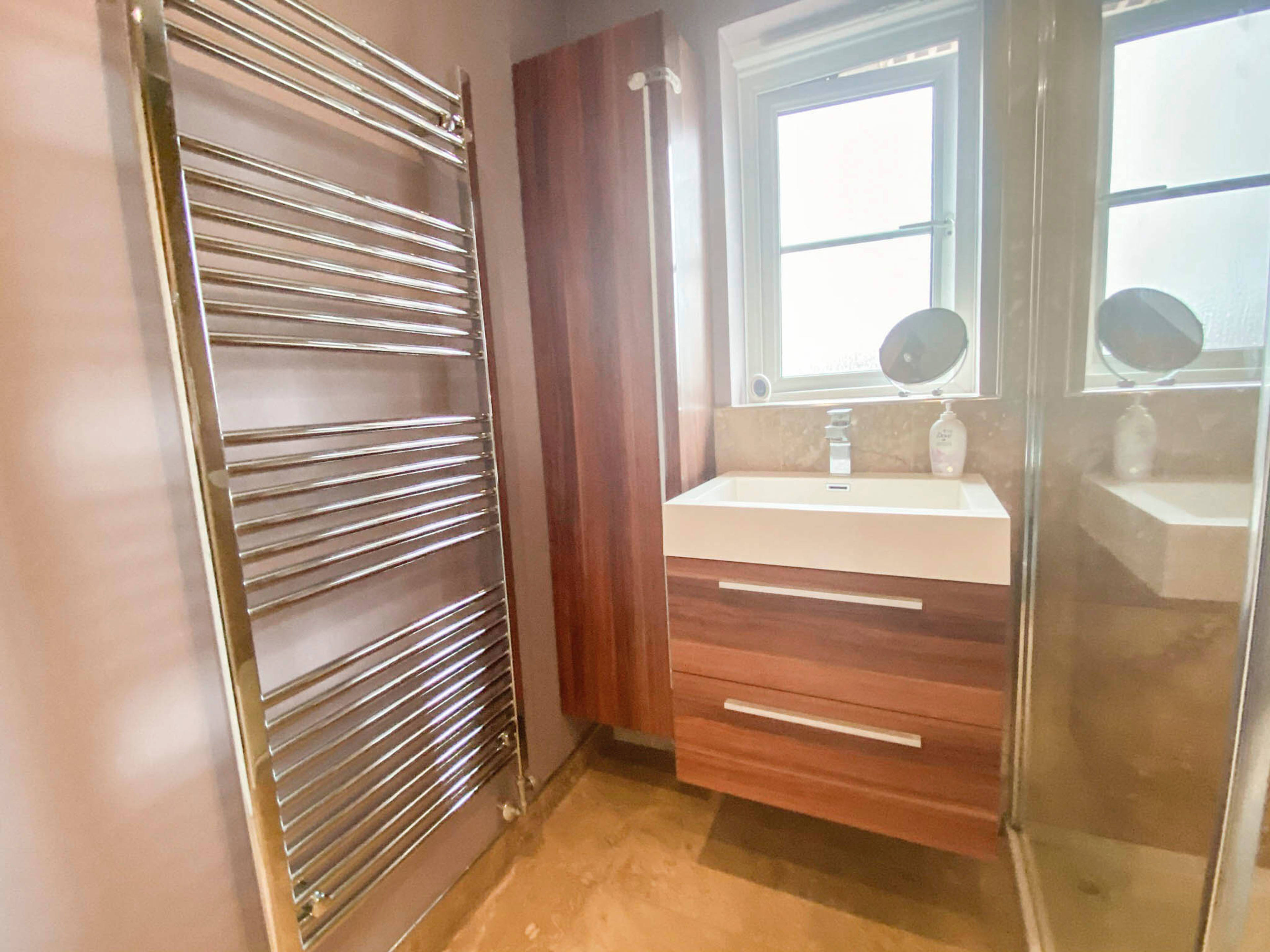 Master En-suite