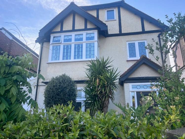 4 bedroom detached house