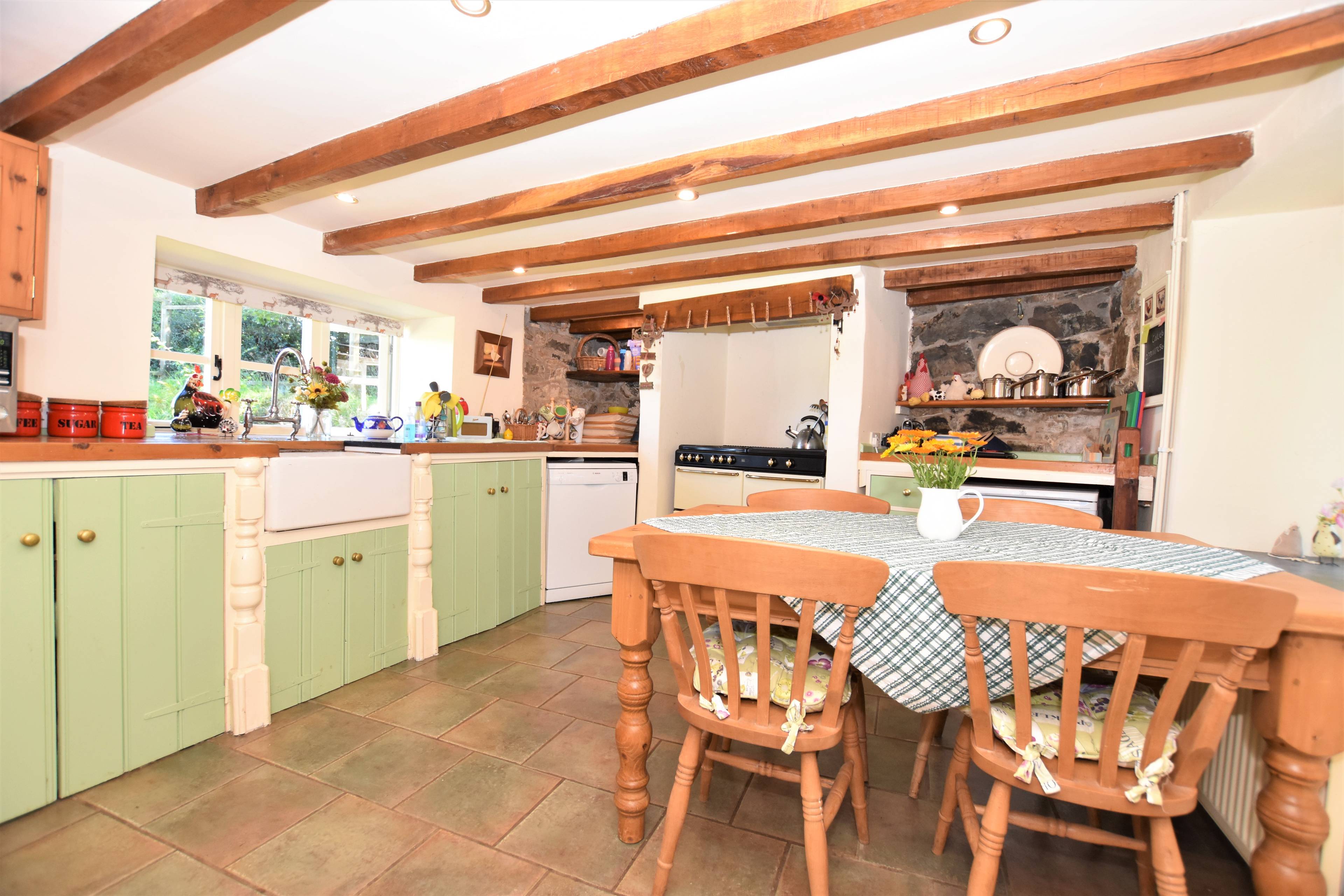 Kitchen/Breakfast