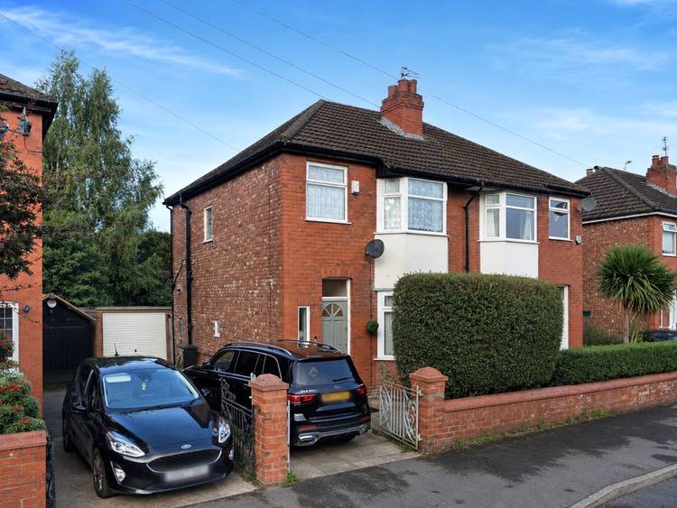 3 bedroom semi-detached house