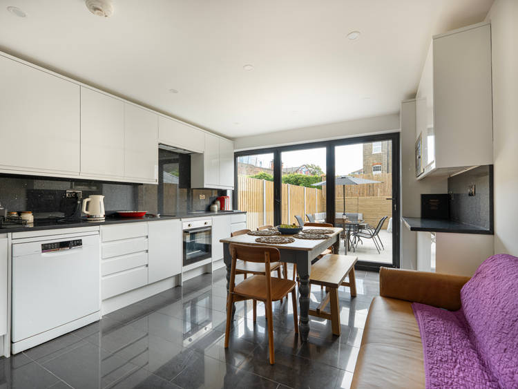 4 bedroom town house