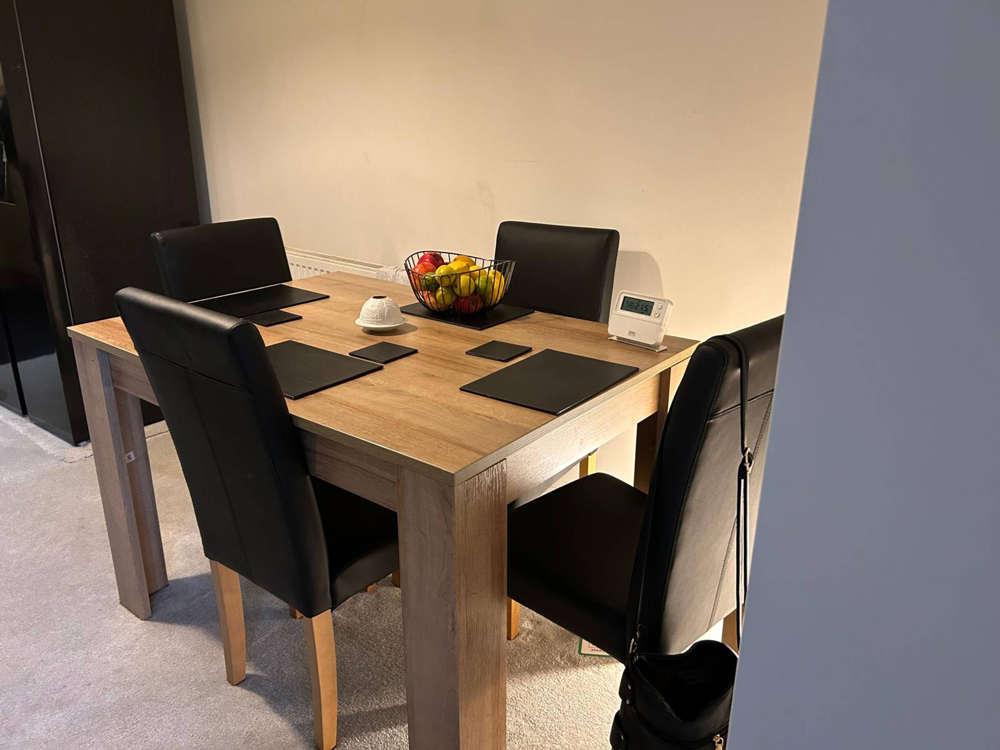 Lounge / Kitchen