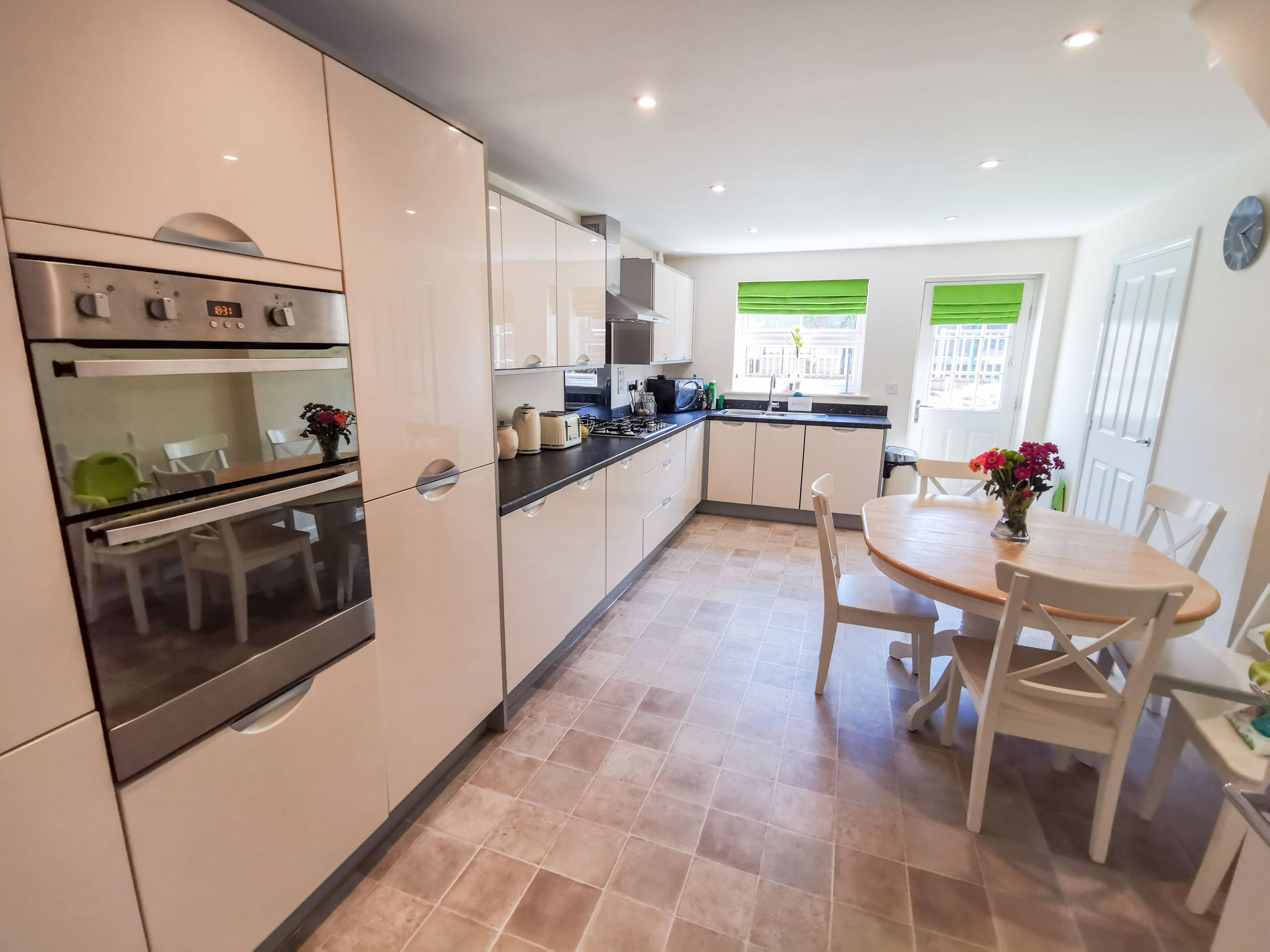 Kitchen/Breakfast