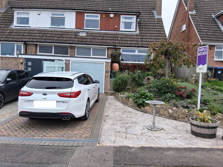 3 bedroom semi-detached house