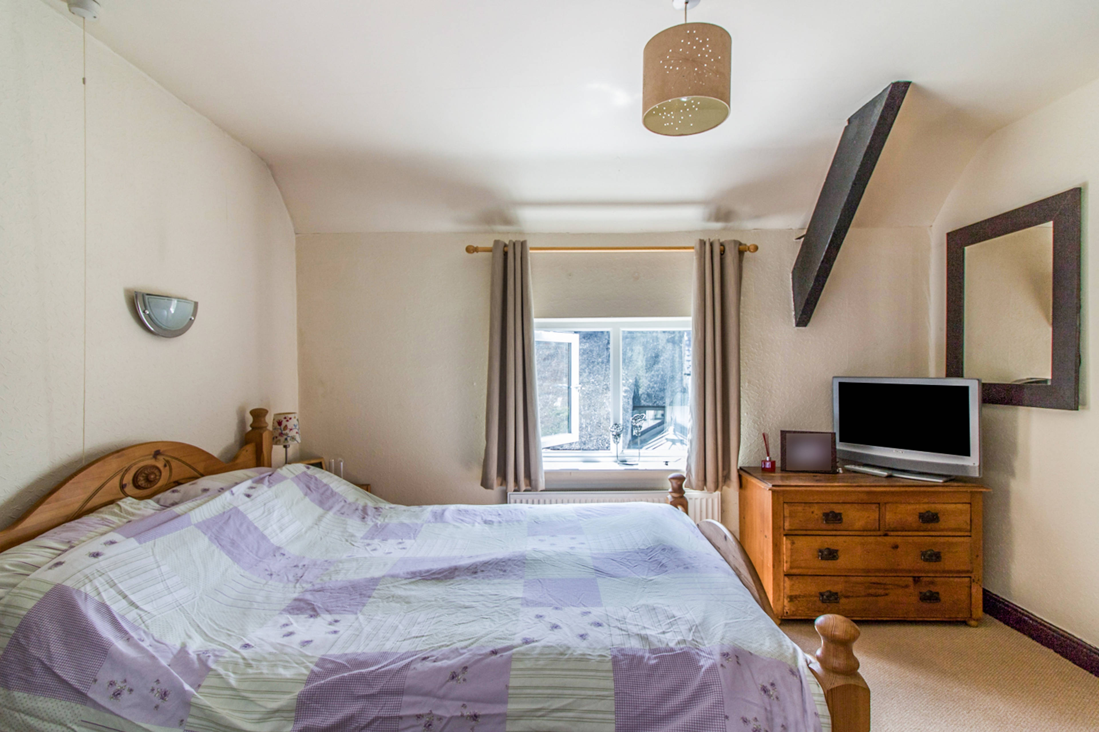 Cottage Bedroom
