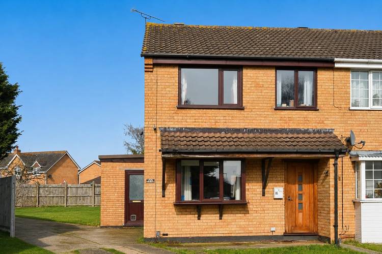 3 bedroom semi-detached house