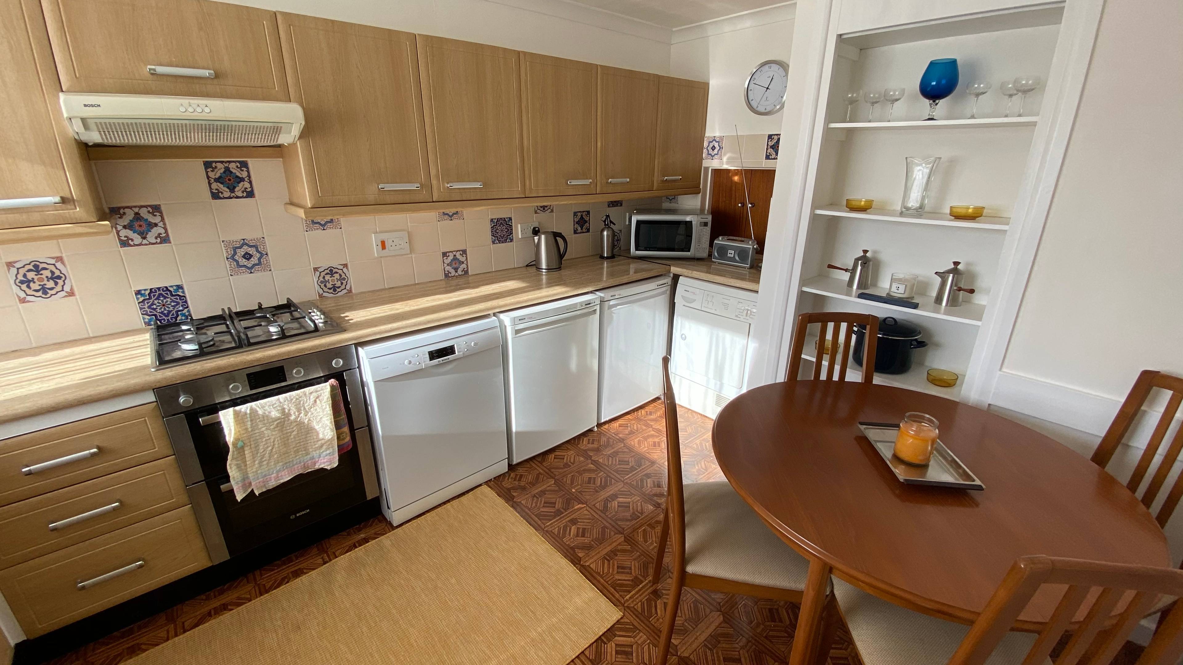 Kitchen/Breakfast