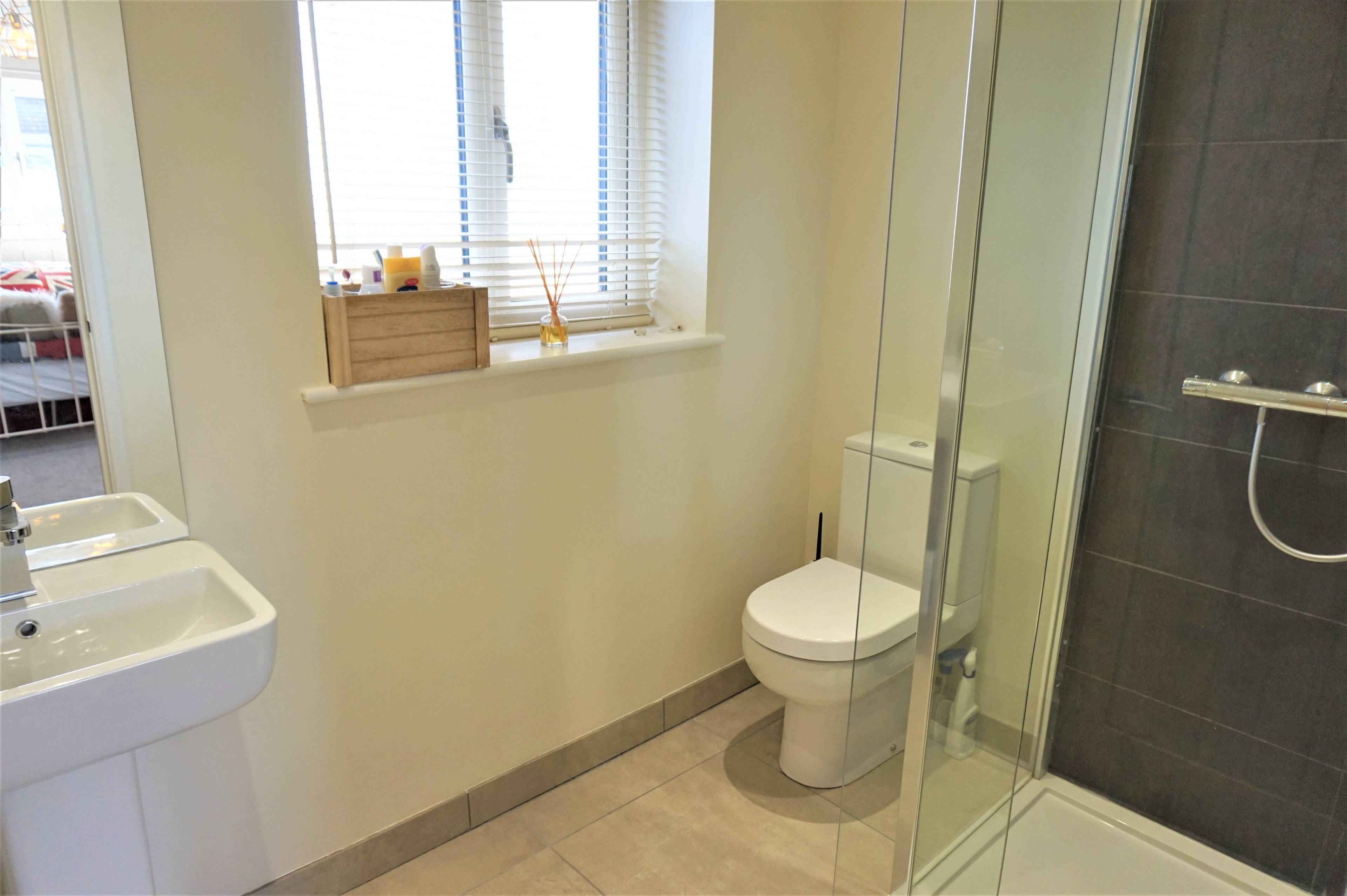 Master En-suite