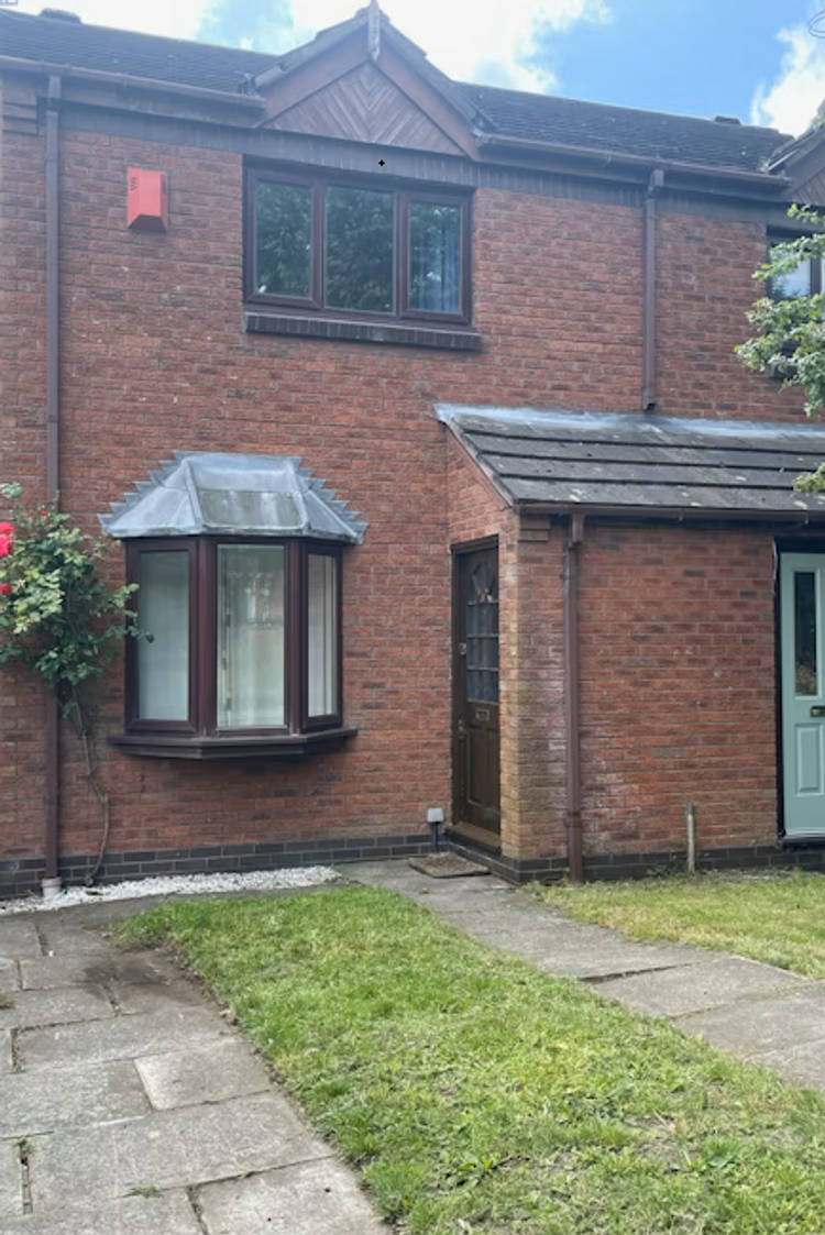 2 bedroom end of terrace house